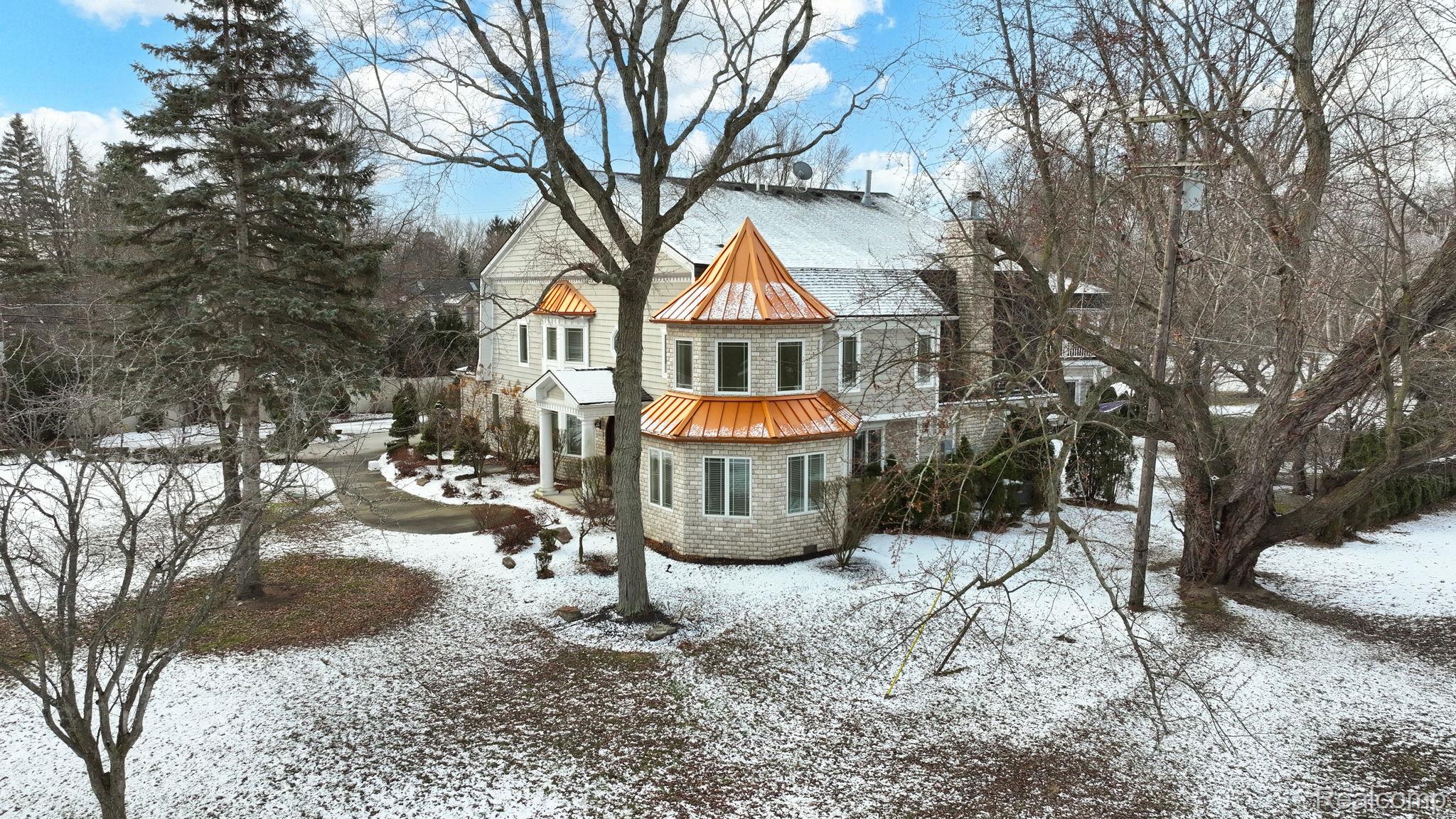 Bloomfieldhills, Michigan, 48301, United States, 7 Bedrooms Bedrooms, ,8 BathroomsBathrooms,Residential,Active,2014613