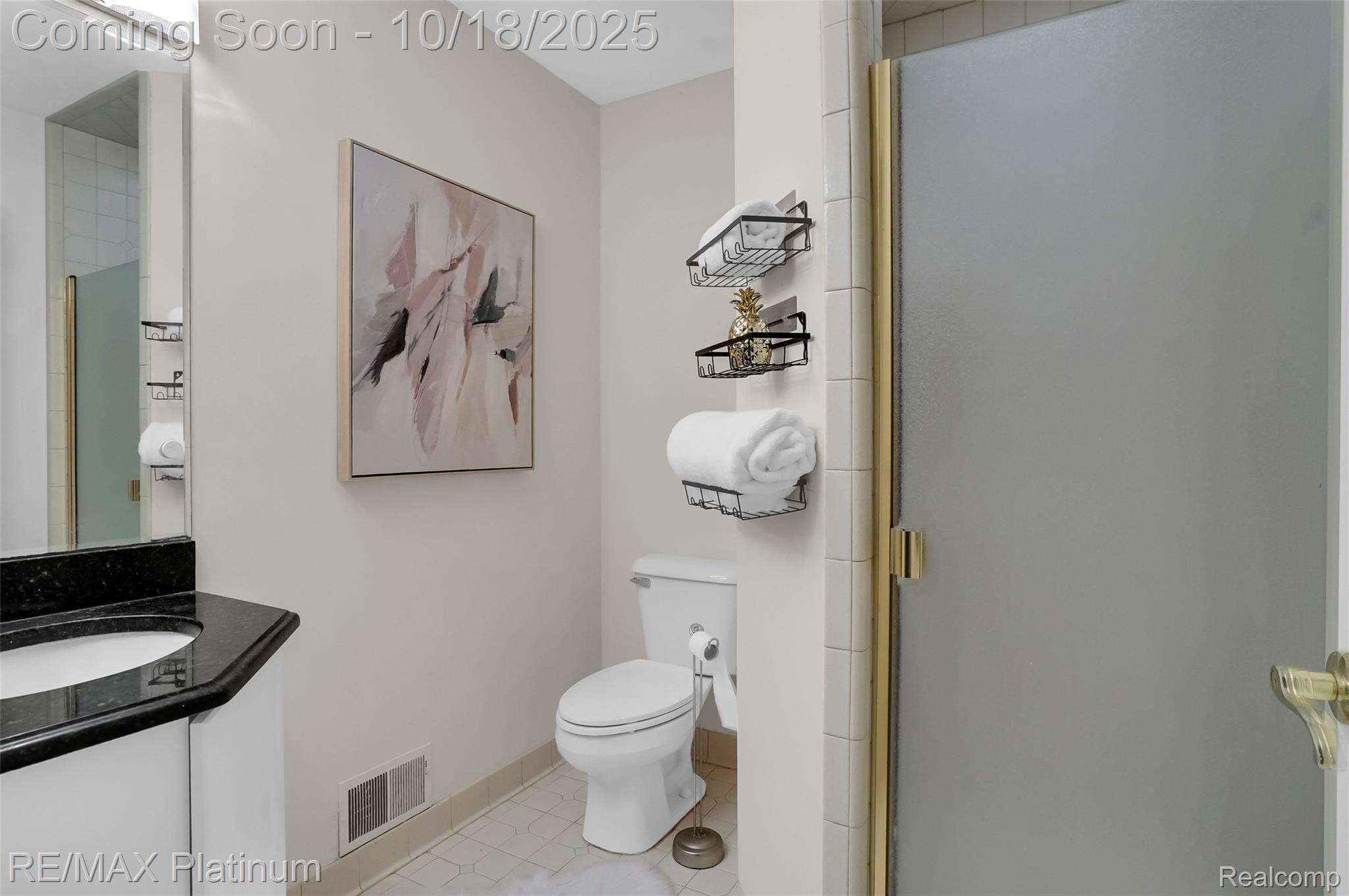 Brighton, Michigan, 48116, United States, 6 Bedrooms Bedrooms, ,7 BathroomsBathrooms,Residential,Active,1965994