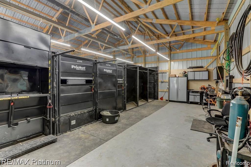 Howell, Michigan, 48843, United States, 5 Bedrooms Bedrooms, ,6 BathroomsBathrooms,Residential,Active,1714075