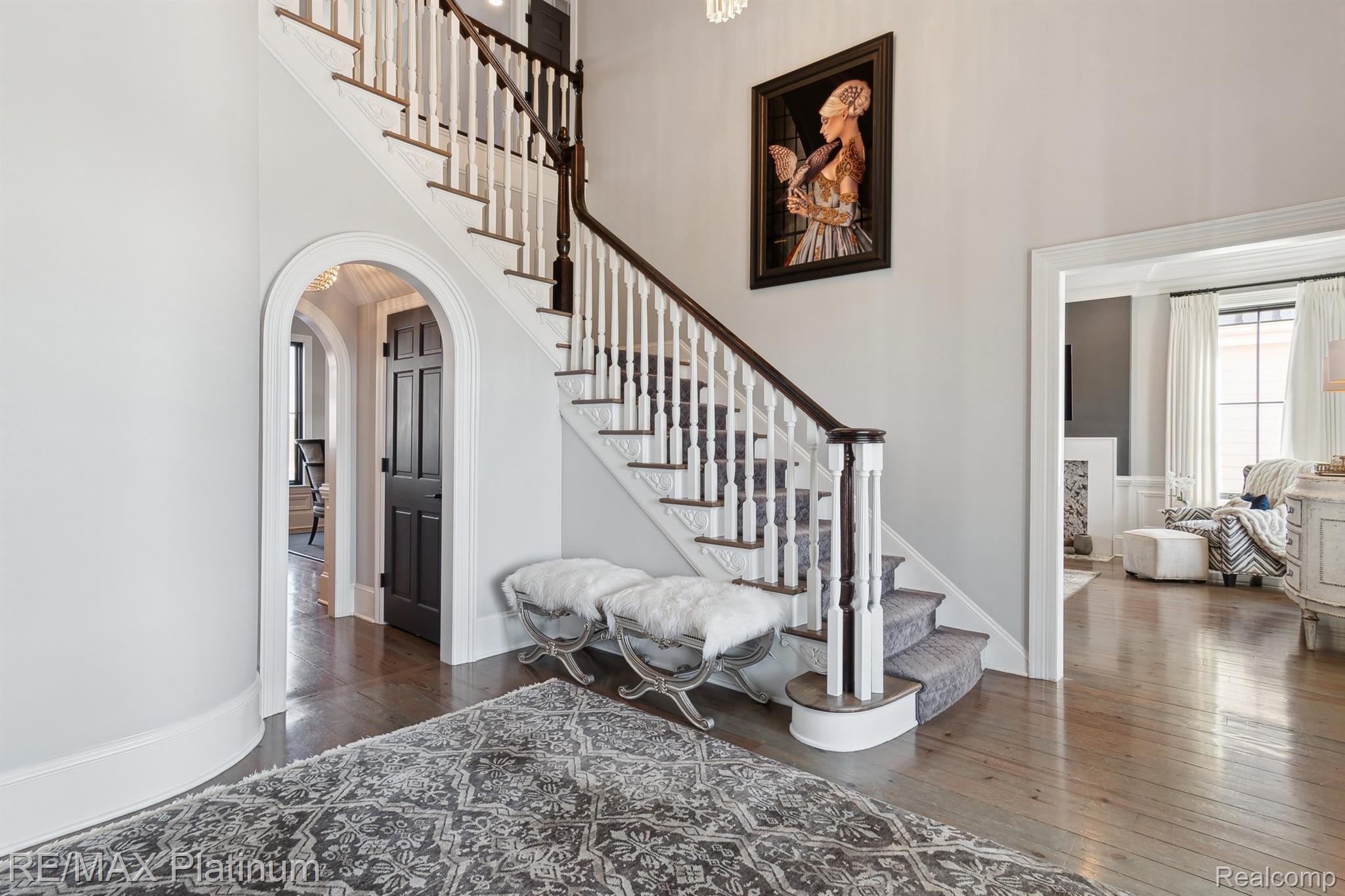 Pinckney, Michigan, 48169, United States, 5 Bedrooms Bedrooms, ,7 BathroomsBathrooms,Residential,Active,2014605