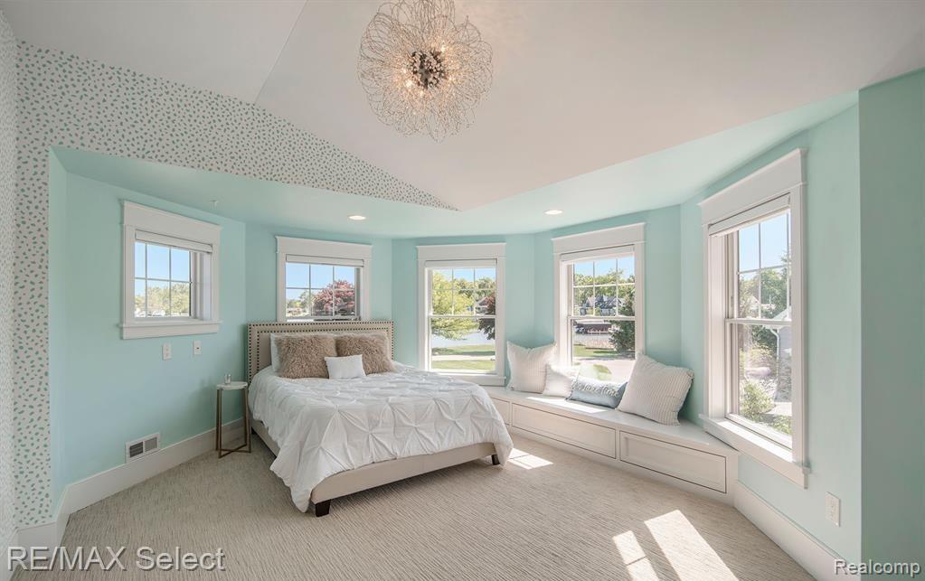 Fenton, Michigan, 48430, United States, 4 Bedrooms Bedrooms, ,4 BathroomsBathrooms,Residential,Active,2015817