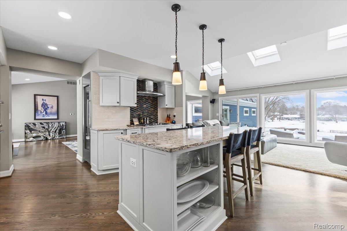 Clarkston, Michigan, 48346, United States, 4 Bedrooms Bedrooms, ,3 BathroomsBathrooms,Residential,Active,2012215