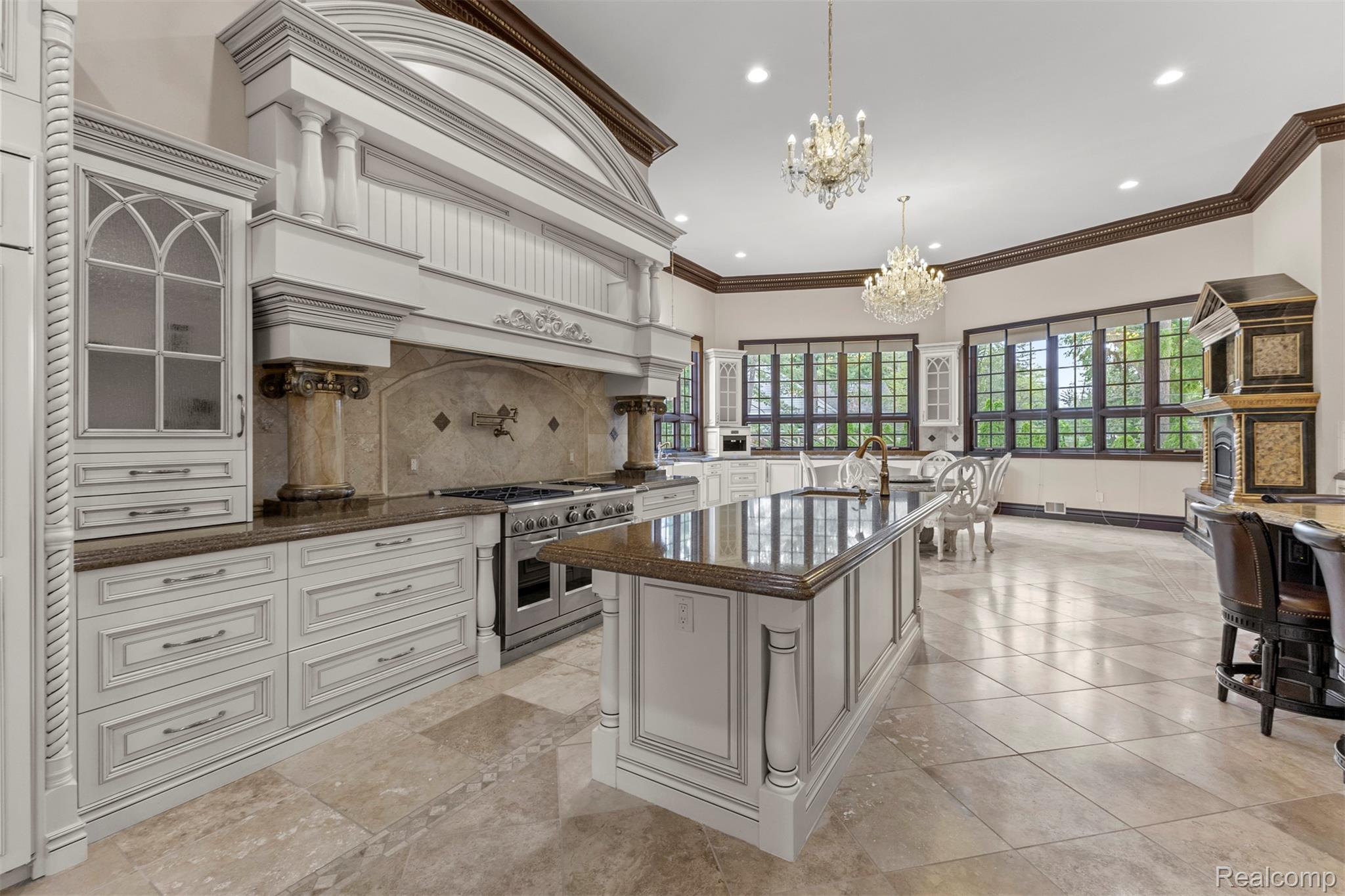 Northville, Michigan, 48168, United States, 9 Bedrooms Bedrooms, ,14 BathroomsBathrooms,Residential,Active,1904136