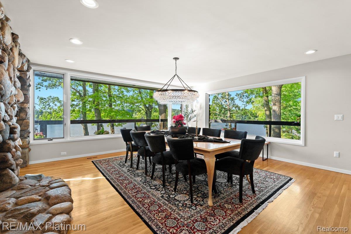 Howell, Michigan, 48843, United States, 4 Bedrooms Bedrooms, ,6 BathroomsBathrooms,Residential,Active,1973360