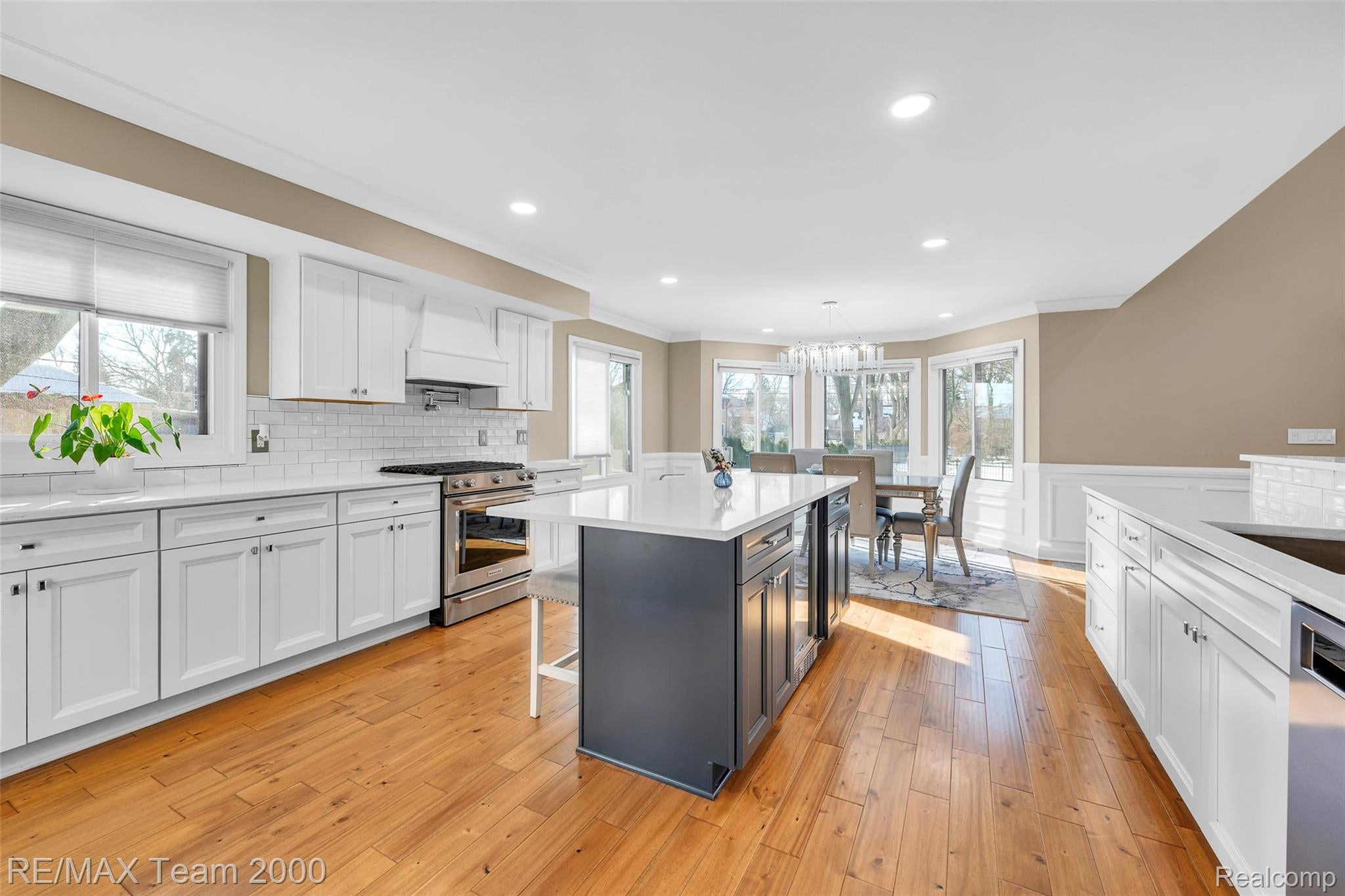 Dearborn, Michigan, 48124, United States, 4 Bedrooms Bedrooms, ,4 BathroomsBathrooms,Residential,Active,1985553