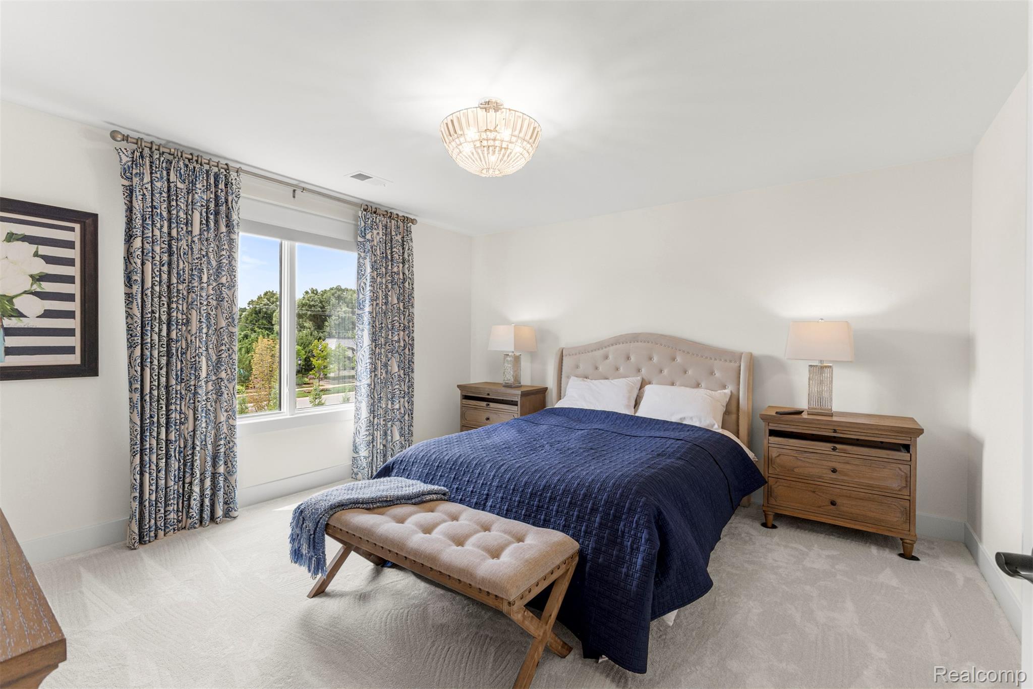 Northville, Michigan, 48168, United States, 5 Bedrooms Bedrooms, ,6 BathroomsBathrooms,Residential,Active,1913964