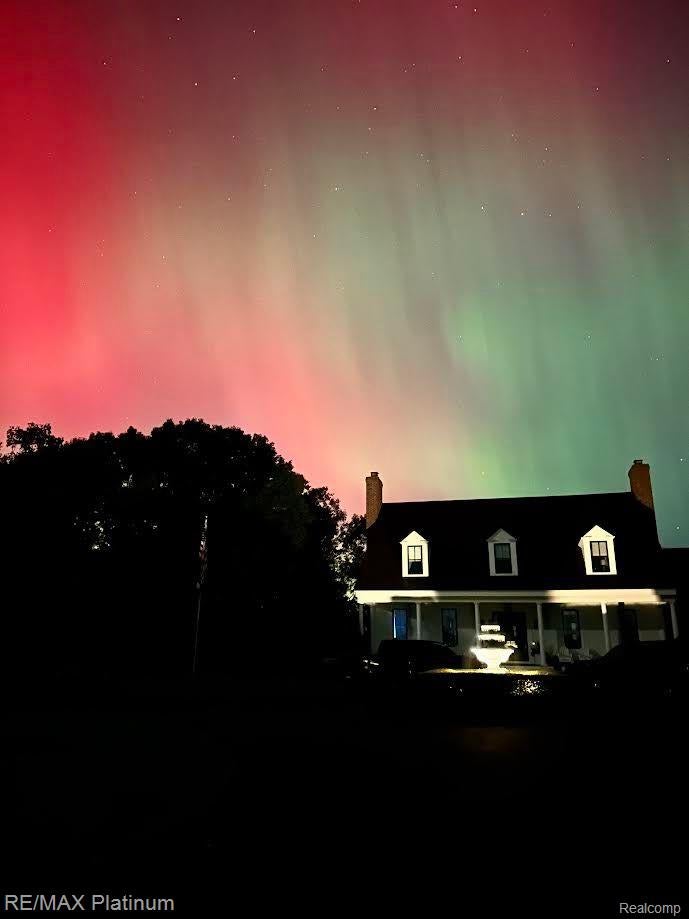 Pinckney, Michigan, 48169, United States, 5 Bedrooms Bedrooms, ,7 BathroomsBathrooms,Residential,Active,1756437