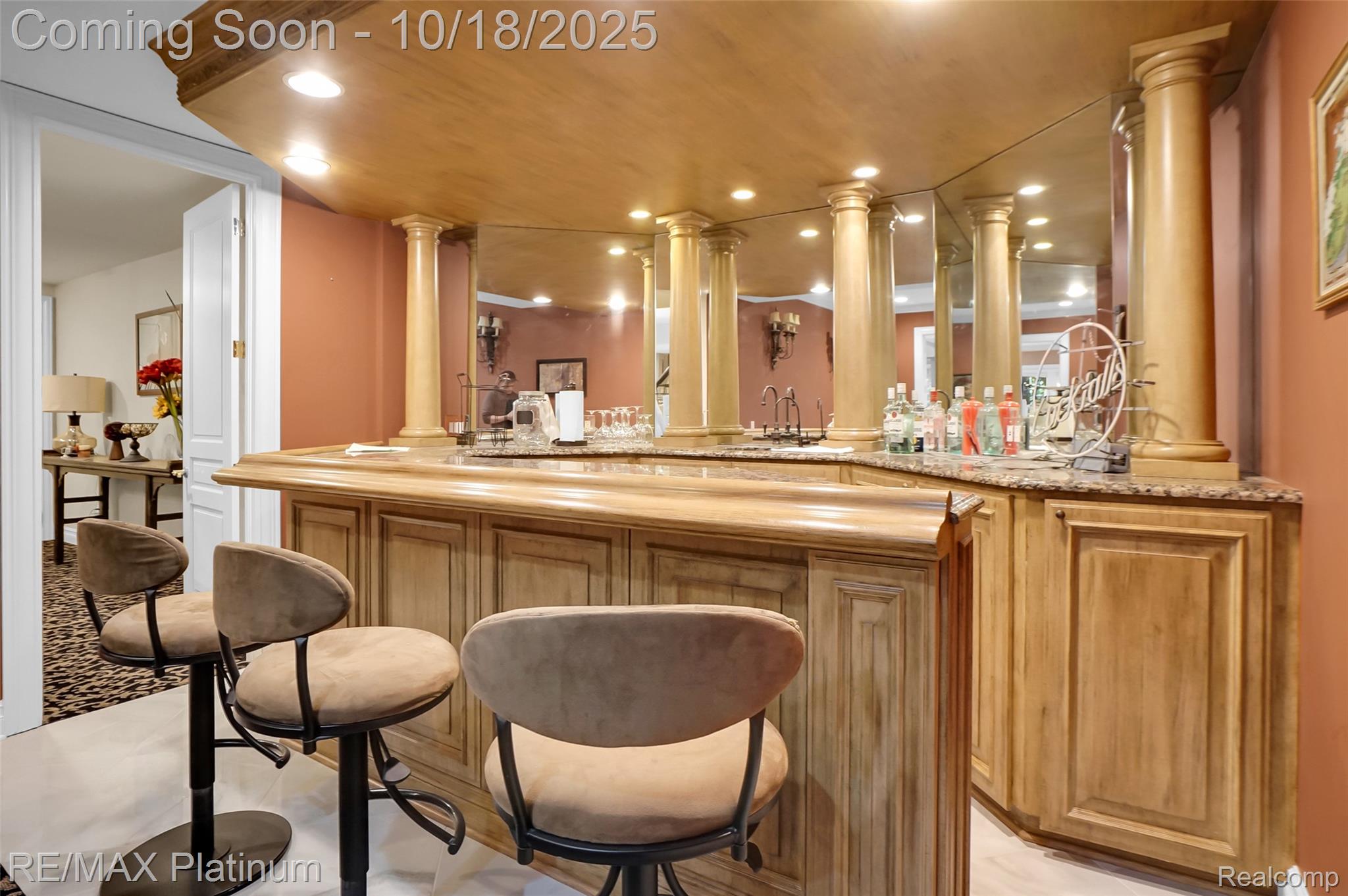 Brighton, Michigan, 48116, United States, 6 Bedrooms Bedrooms, ,7 BathroomsBathrooms,Residential,Active,1965994