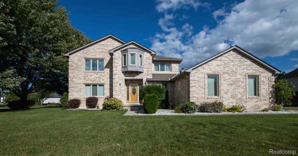 35839 BELLA SERA DR, STERLING HEIGHTS, MI 48312 | RE/MAX