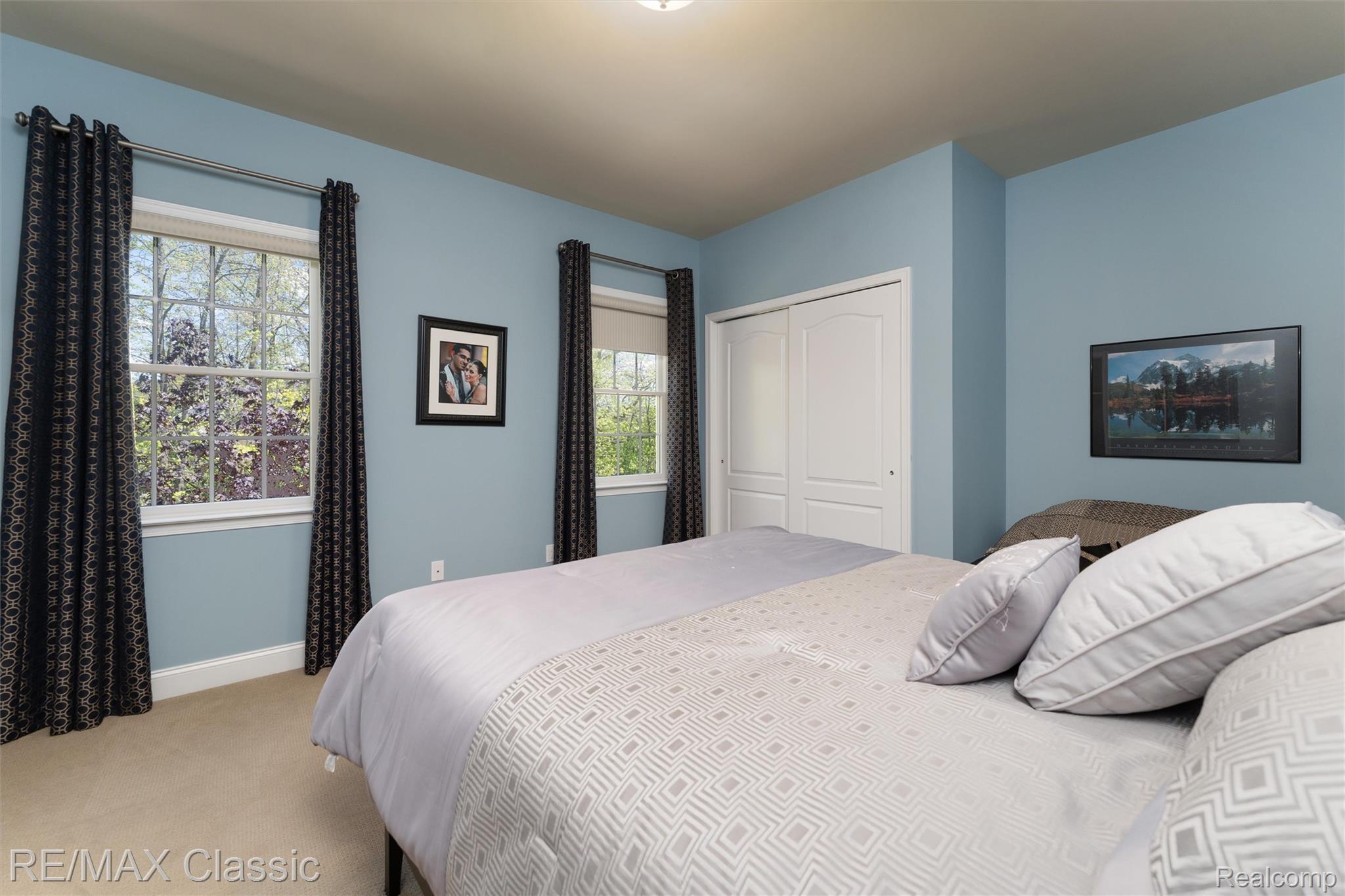 Novi, Michigan, 48374, United States, 5 Bedrooms Bedrooms, ,5 BathroomsBathrooms,Residential,Pending,2052115