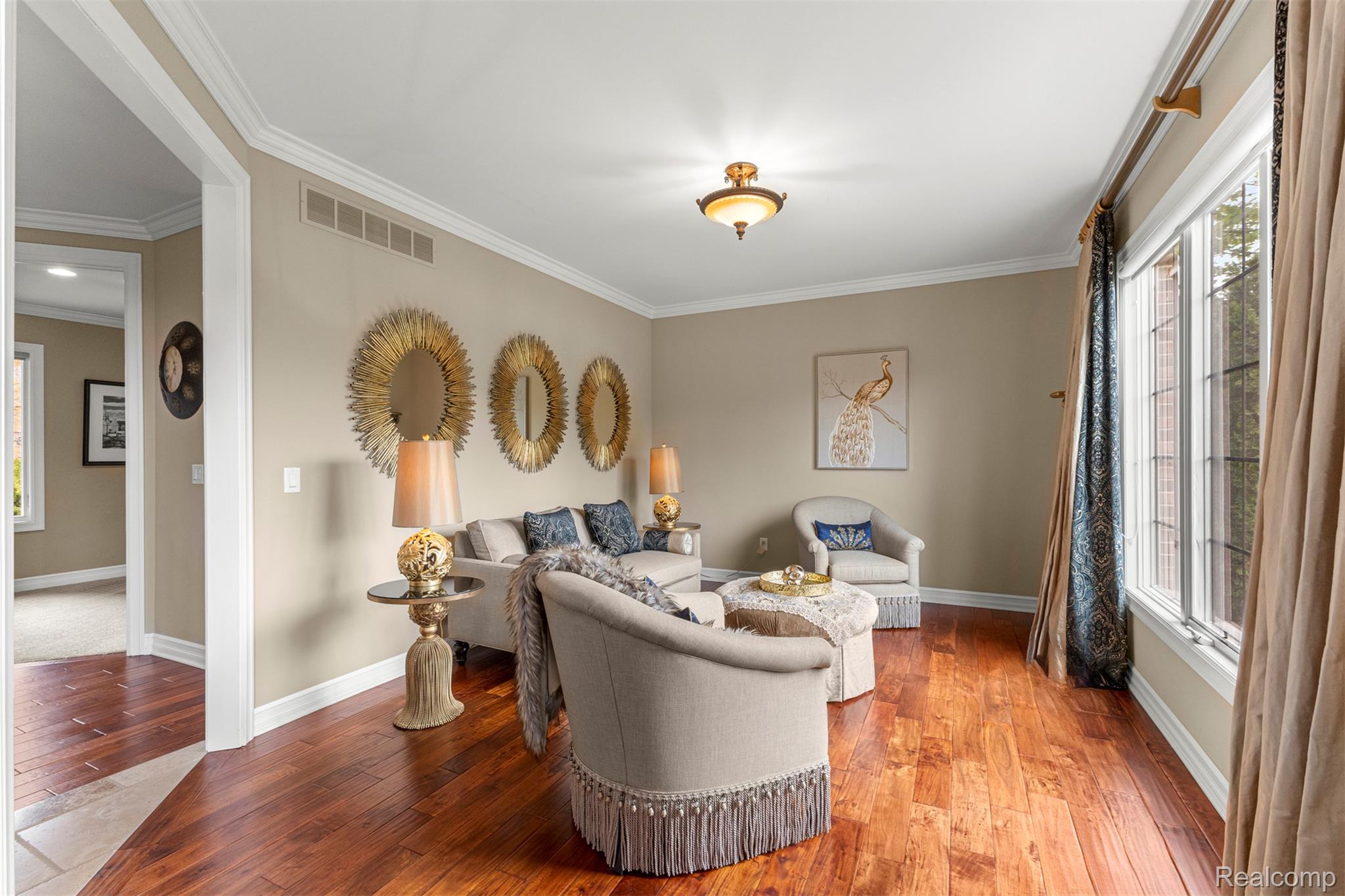 Northville, Michigan, 48167, United States, 4 Bedrooms Bedrooms, ,4 BathroomsBathrooms,Residential,Active,2052116