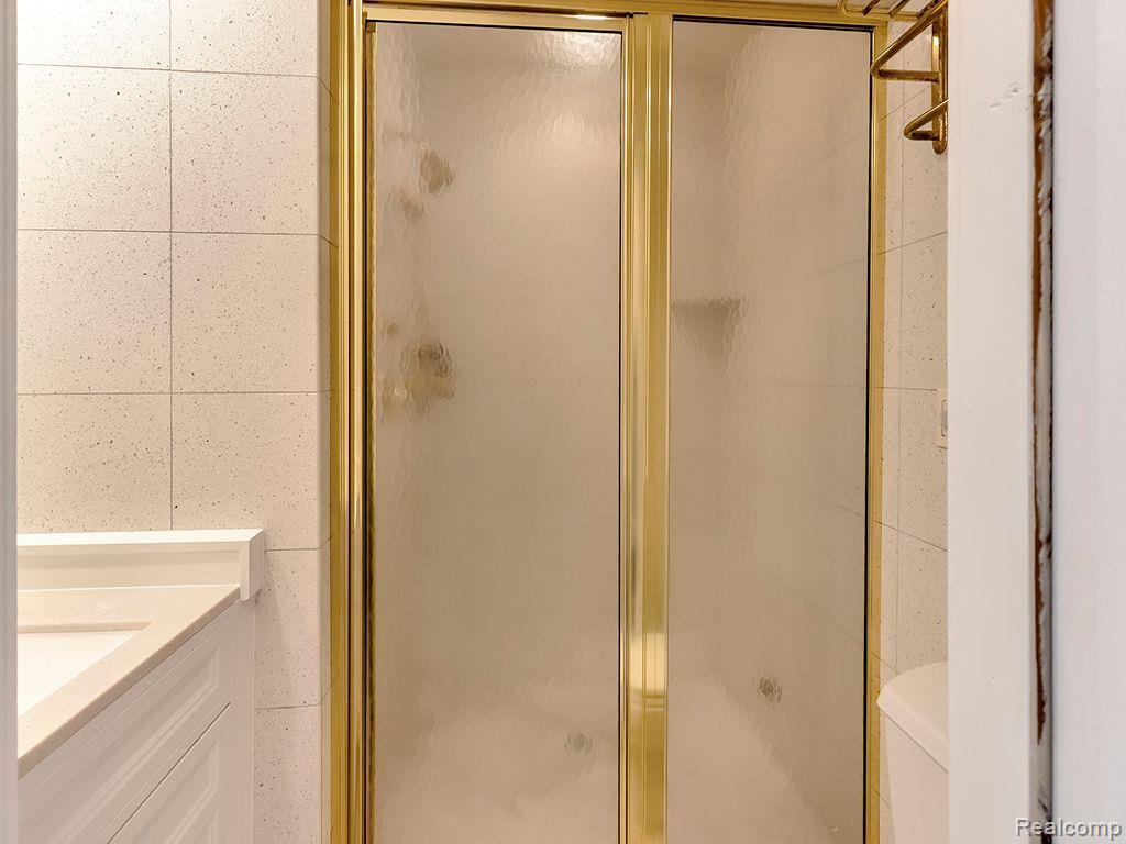 Northville, Michigan, 48167, United States, 6 Bedrooms Bedrooms, ,6 BathroomsBathrooms,Residential,Active,1850675