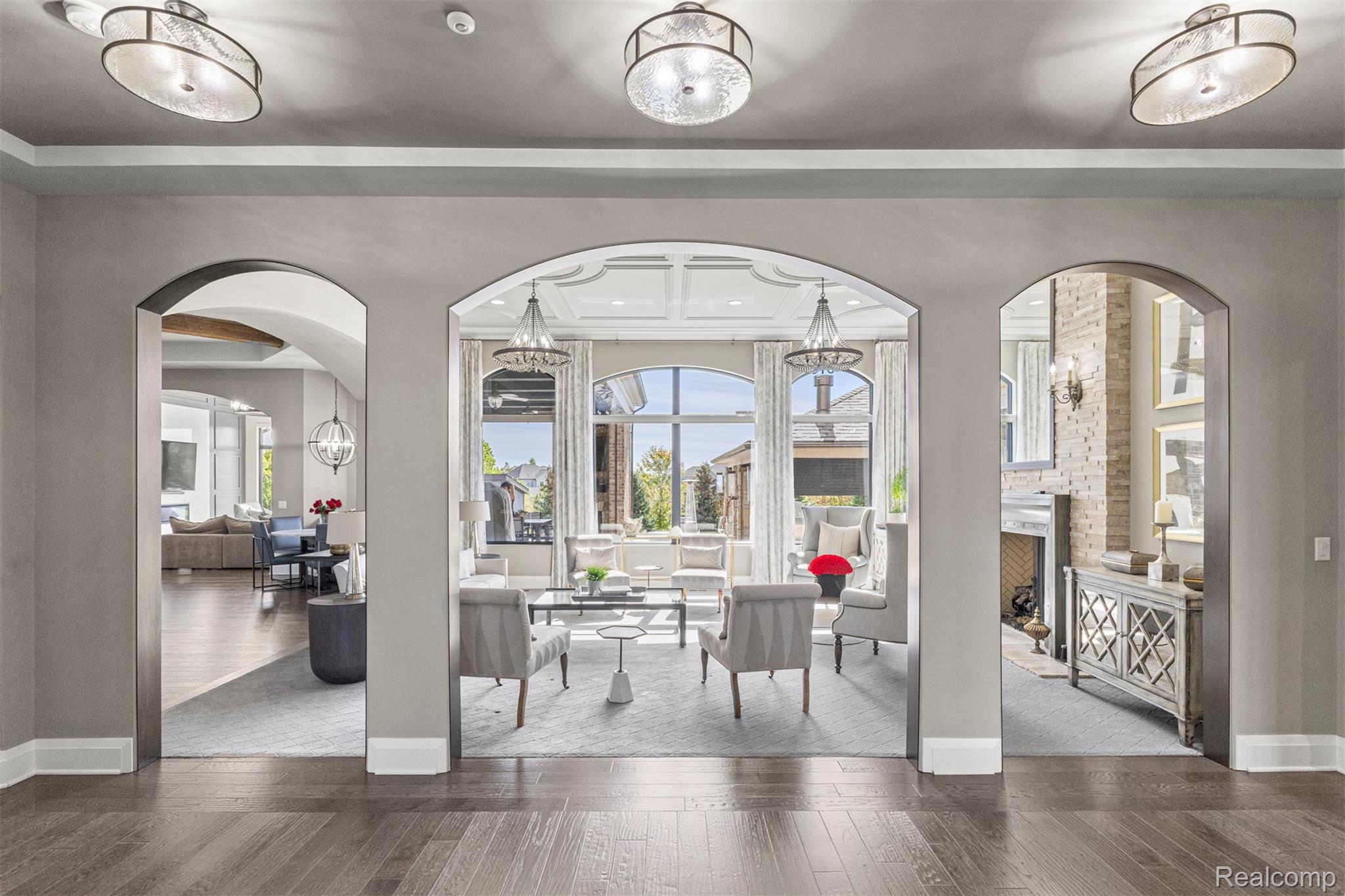 Northville, Michigan, 48168, United States, 5 Bedrooms Bedrooms, ,7 BathroomsBathrooms,Residential,Active,1960117