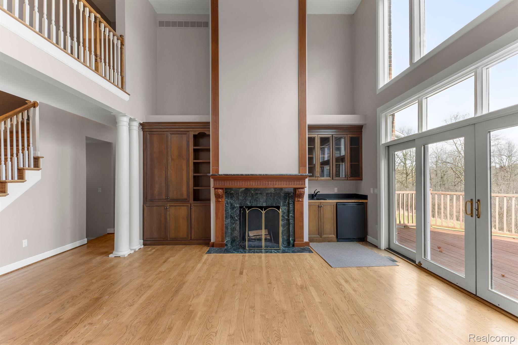 Annarbor, Michigan, 48105, United States, 5 Bedrooms Bedrooms, ,5 BathroomsBathrooms,Residential,Active,1899239