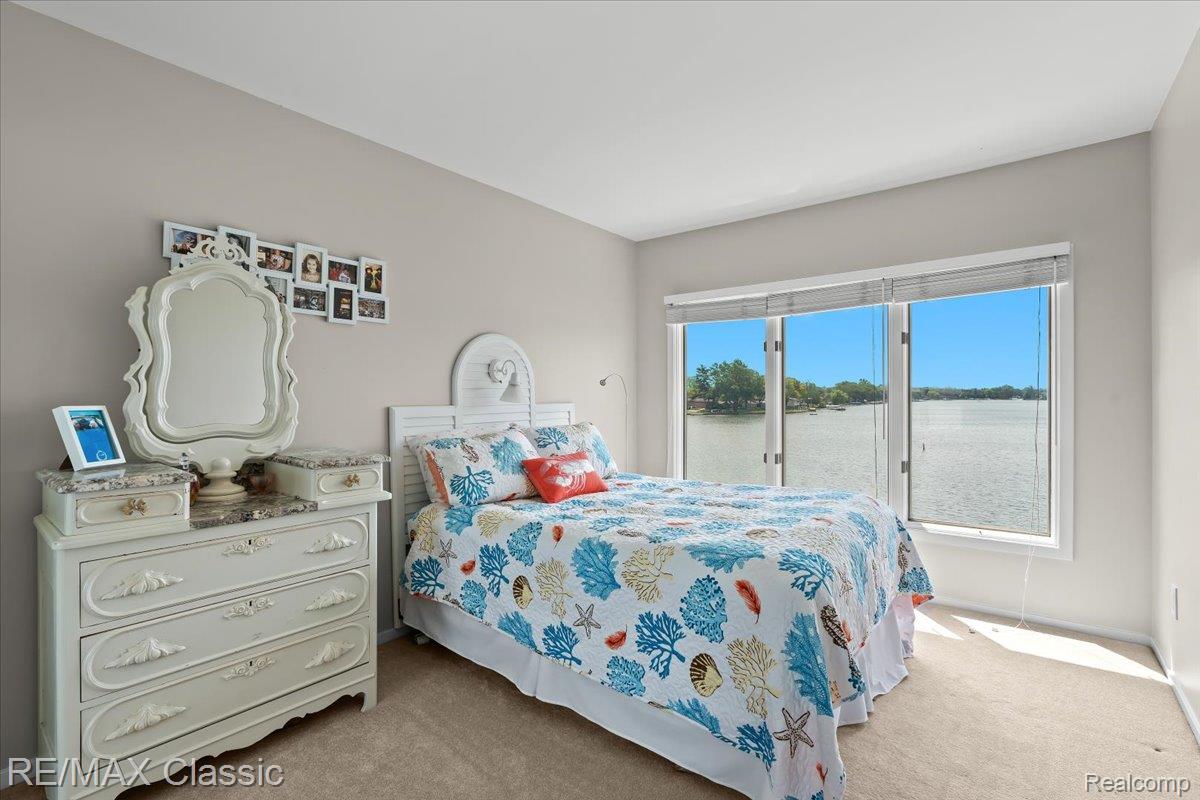 Commercetwp, Michigan, 48382, United States, 3 Bedrooms Bedrooms, ,4 BathroomsBathrooms,Residential,Active,1893215