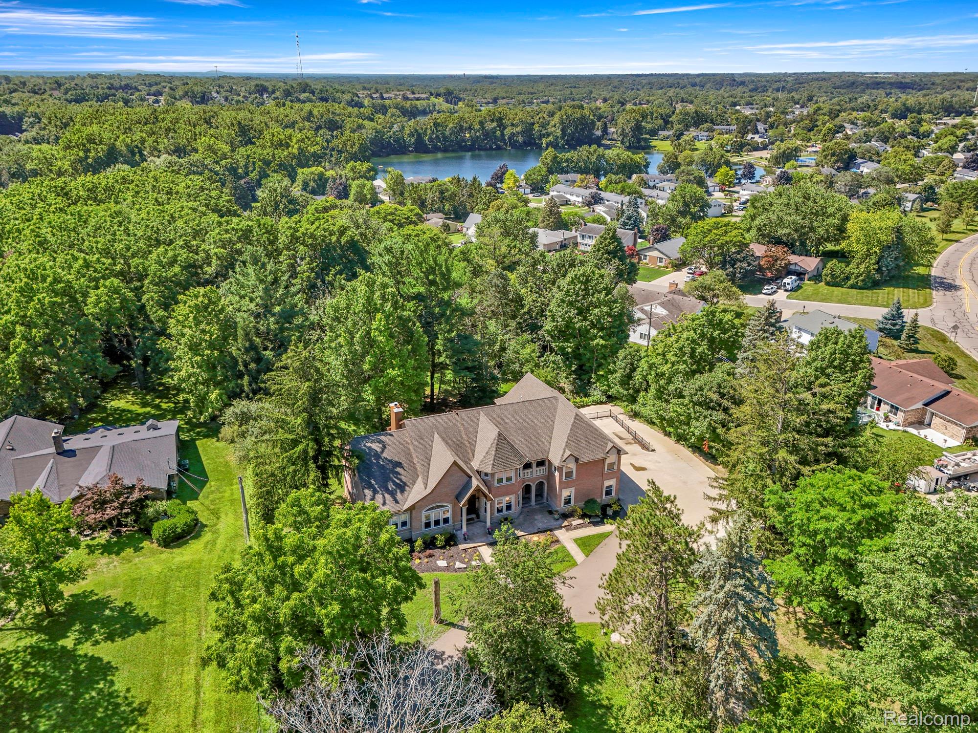 Northville, Michigan, 48167, United States, 5 Bedrooms Bedrooms, ,6 BathroomsBathrooms,Residential,Active,1905093
