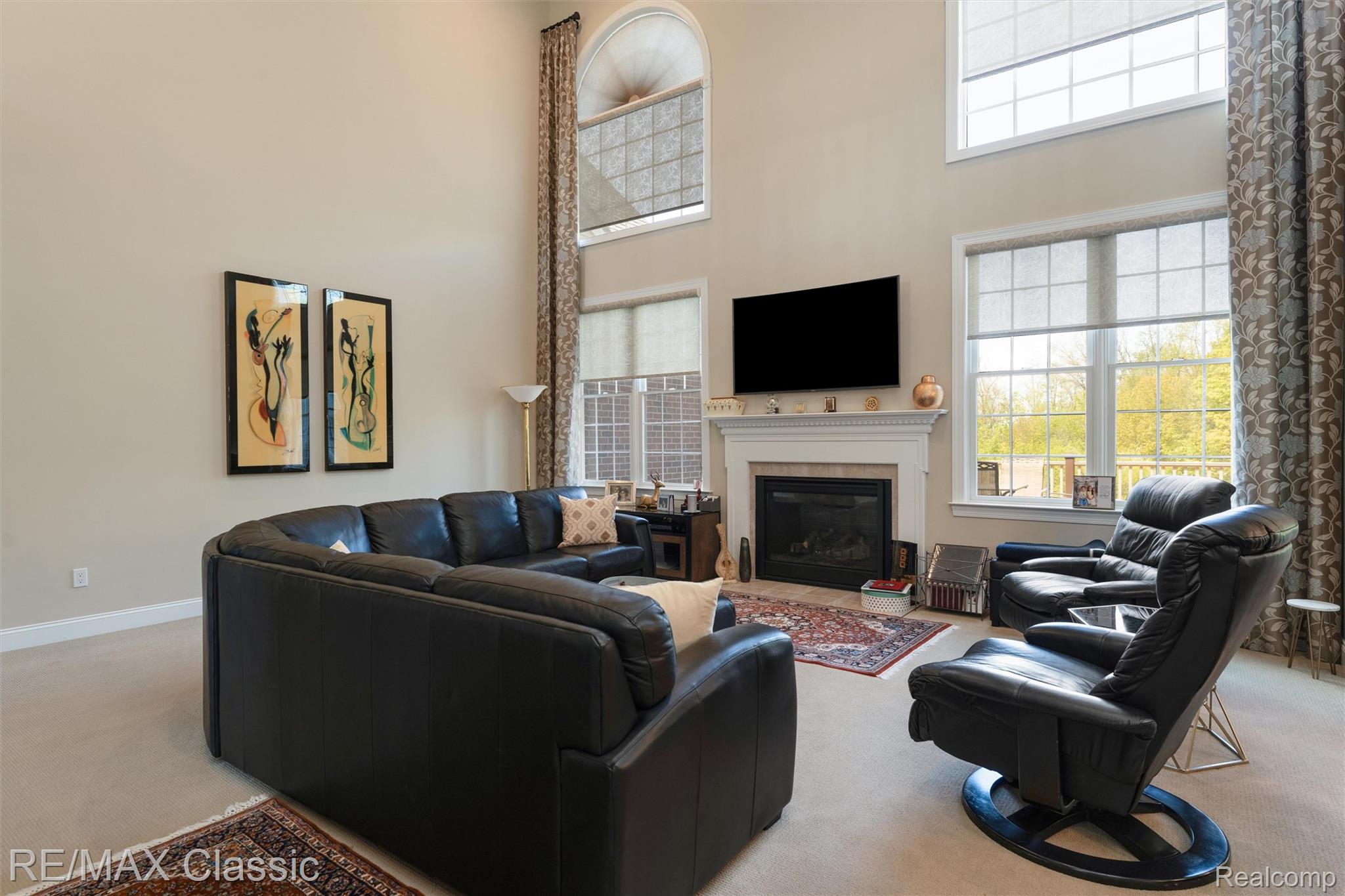 Novi, Michigan, 48374, United States, 5 Bedrooms Bedrooms, ,5 BathroomsBathrooms,Residential,Pending,2052115