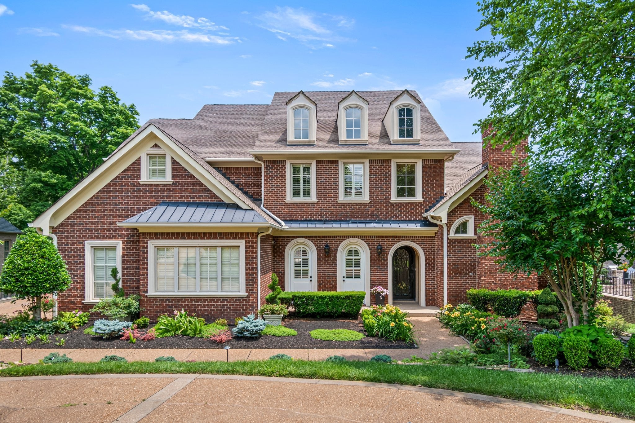 Brentwood, Tennessee, 37027, United States, 5 Bedrooms Bedrooms, ,6 BathroomsBathrooms,Residential,Active,1985582