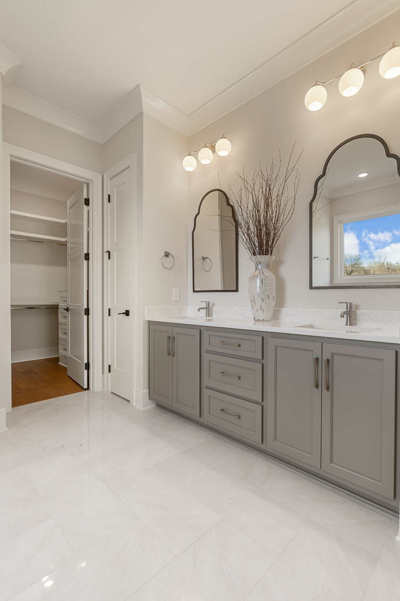 Lebanon, Tennessee, 37087, United States, 5 Bedrooms Bedrooms, ,5 BathroomsBathrooms,Residential,Active,2006870