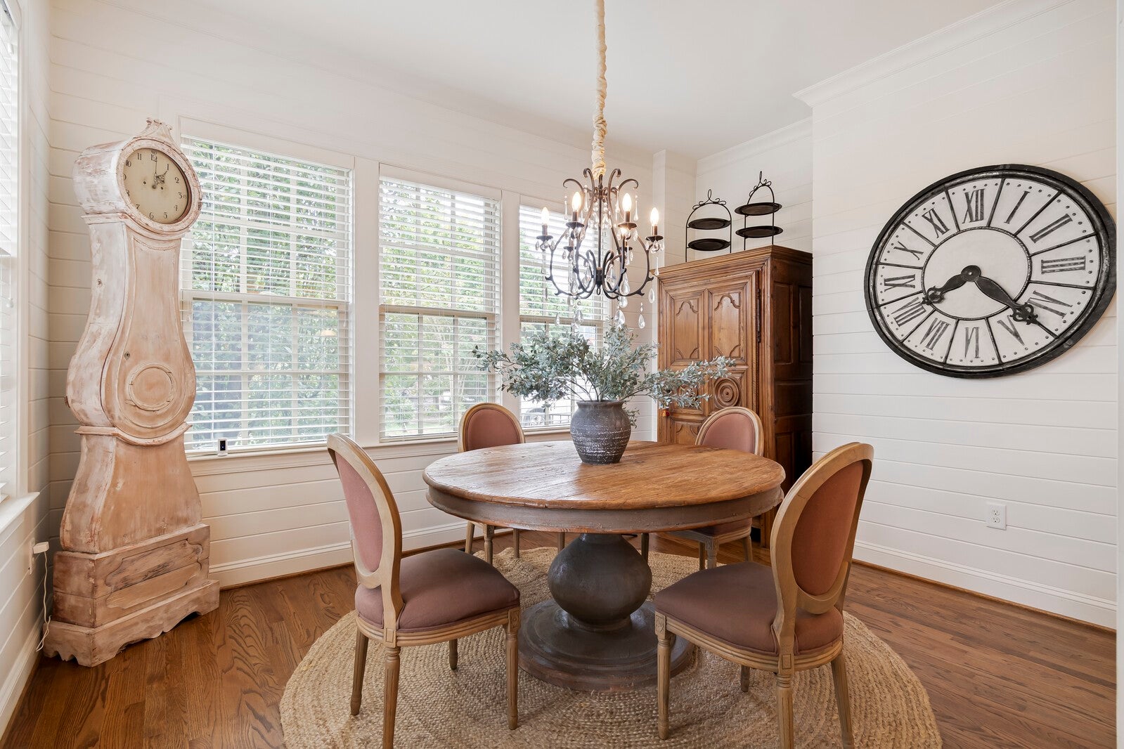 Brentwood, Tennessee, 37027, United States, 5 Bedrooms Bedrooms, ,7 BathroomsBathrooms,Residential,Active,2011215