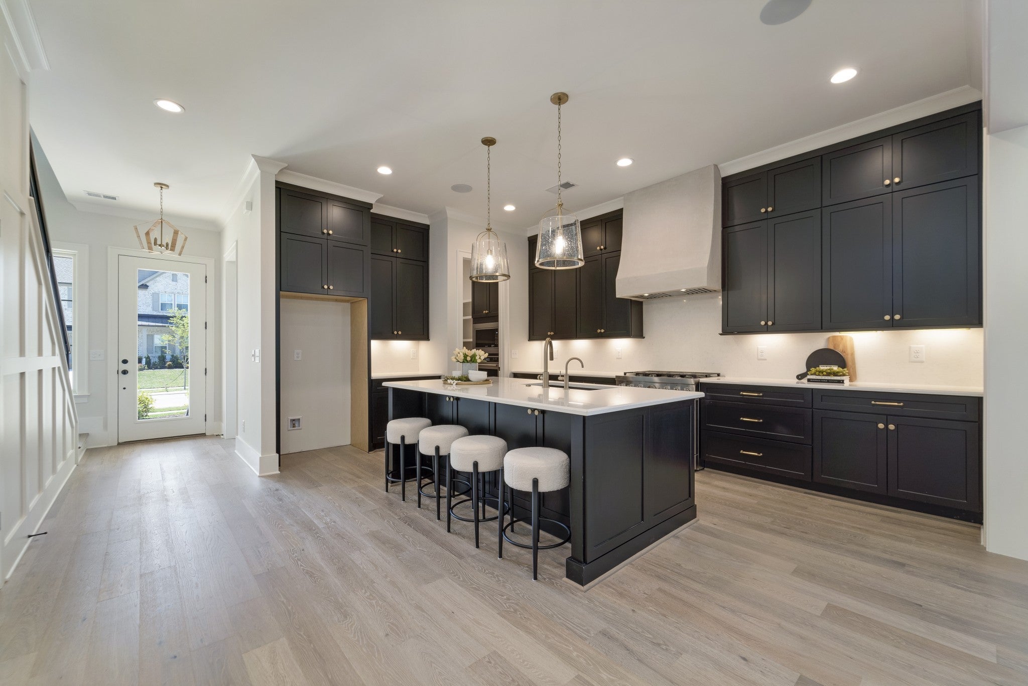 Franklin, Tennessee, 37064, United States, 5 Bedrooms Bedrooms, ,6 BathroomsBathrooms,Residential,Active,2007106