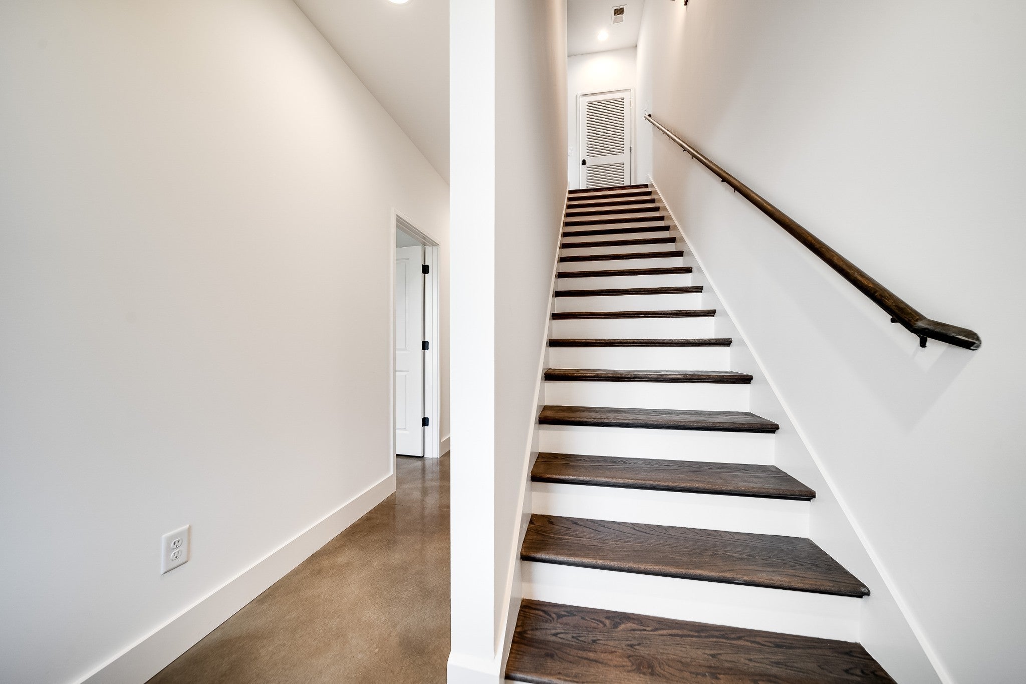 Nashville, Tennessee, 37207, United States, ,Residential,Active,1907970