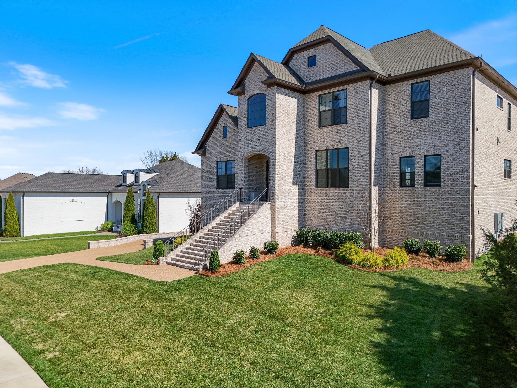 Gallatin, Tennessee, 37066, United States, 4 Bedrooms Bedrooms, ,6 BathroomsBathrooms,Residential,Active,1905350