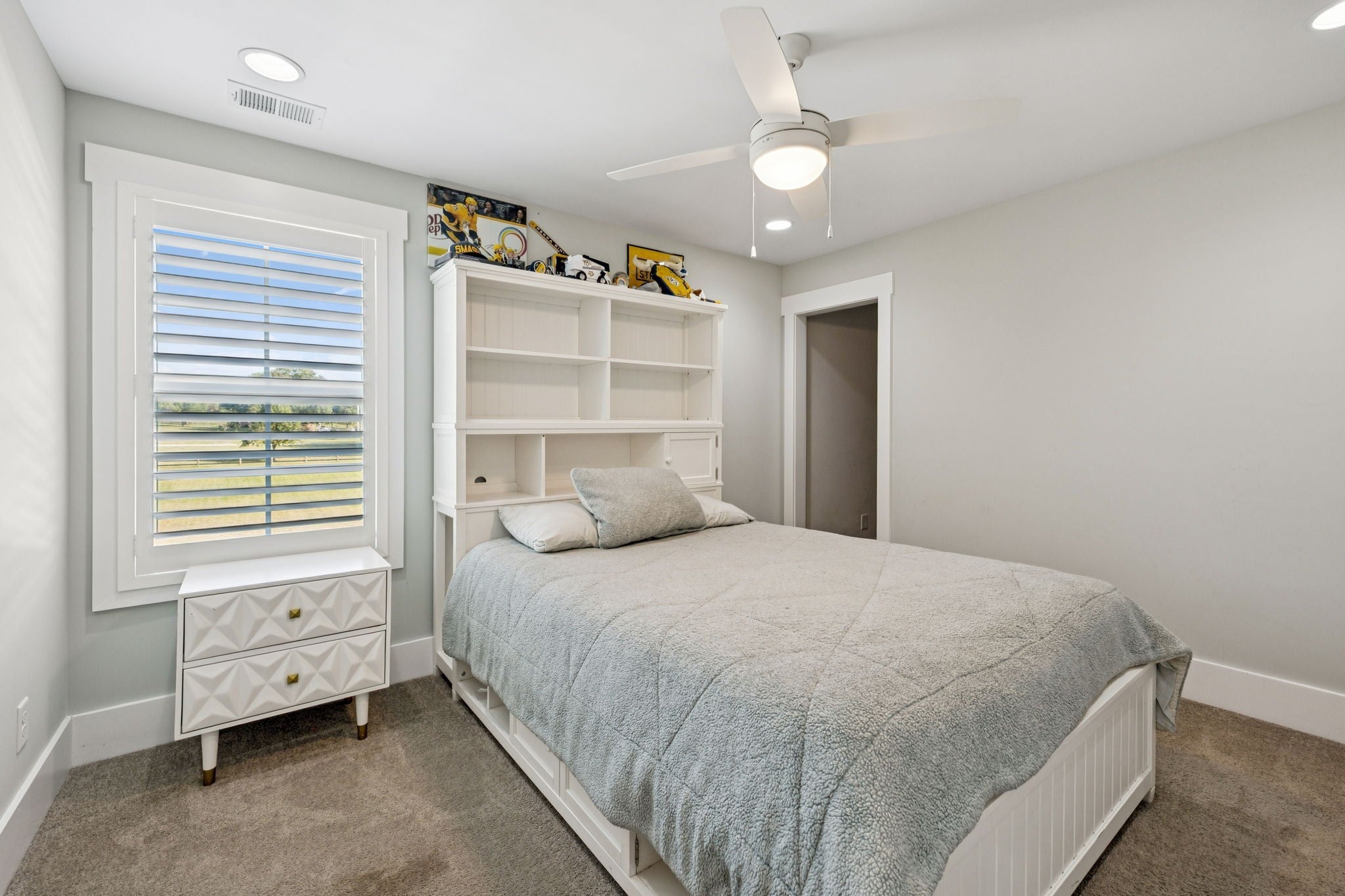 Lebanon, Tennessee, 37090, United States, 3 Bedrooms Bedrooms, ,4 BathroomsBathrooms,Residential,Active,2006888