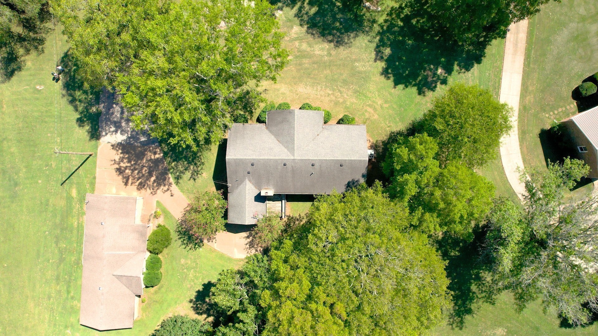 Columbia, Tennessee, 38401, United States, 3 Bedrooms Bedrooms, ,2 BathroomsBathrooms,Residential,Active,1920269