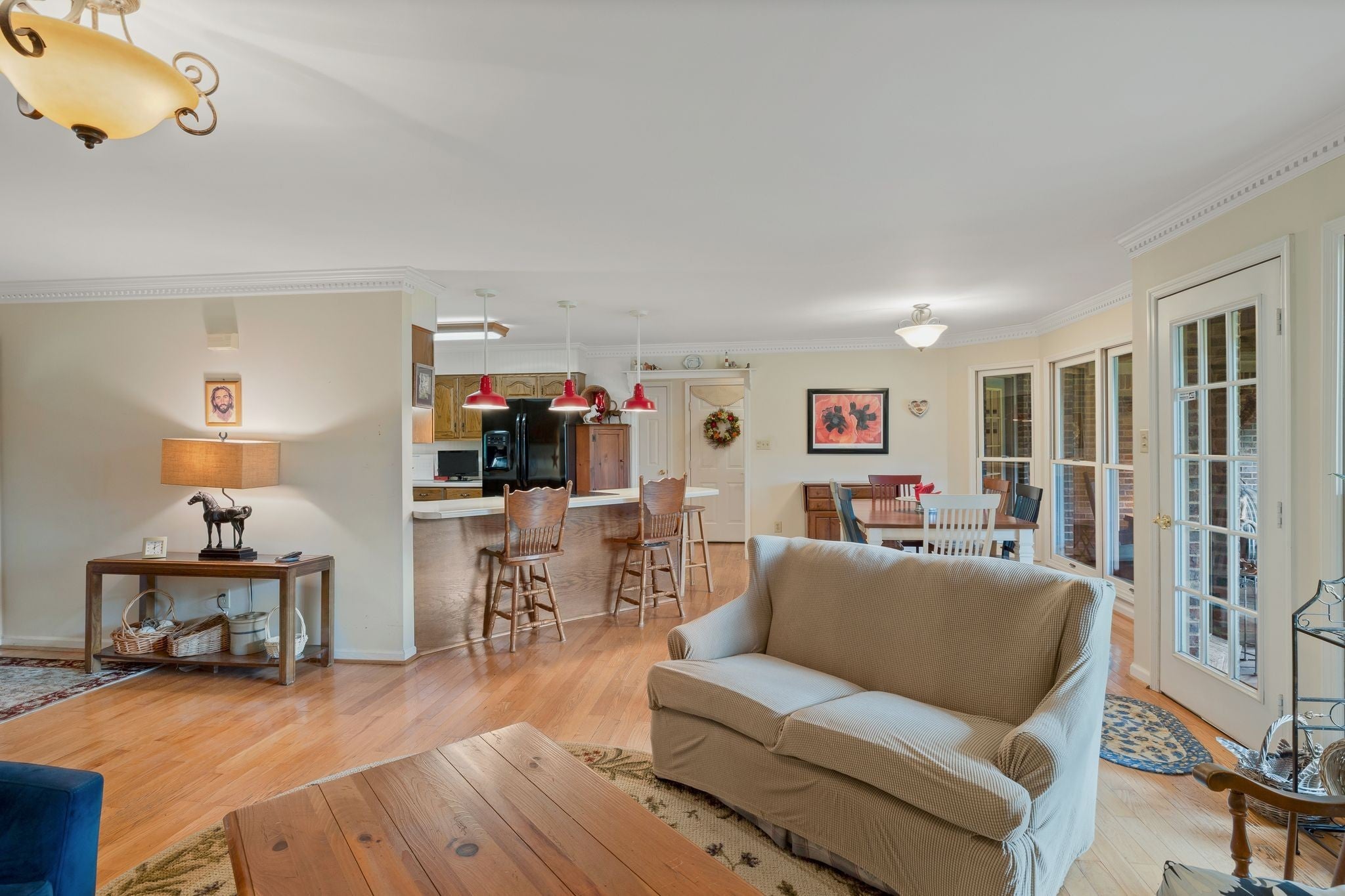 Columbia, Tennessee, 38401, United States, 3 Bedrooms Bedrooms, ,3 BathroomsBathrooms,Residential,Active,1936631