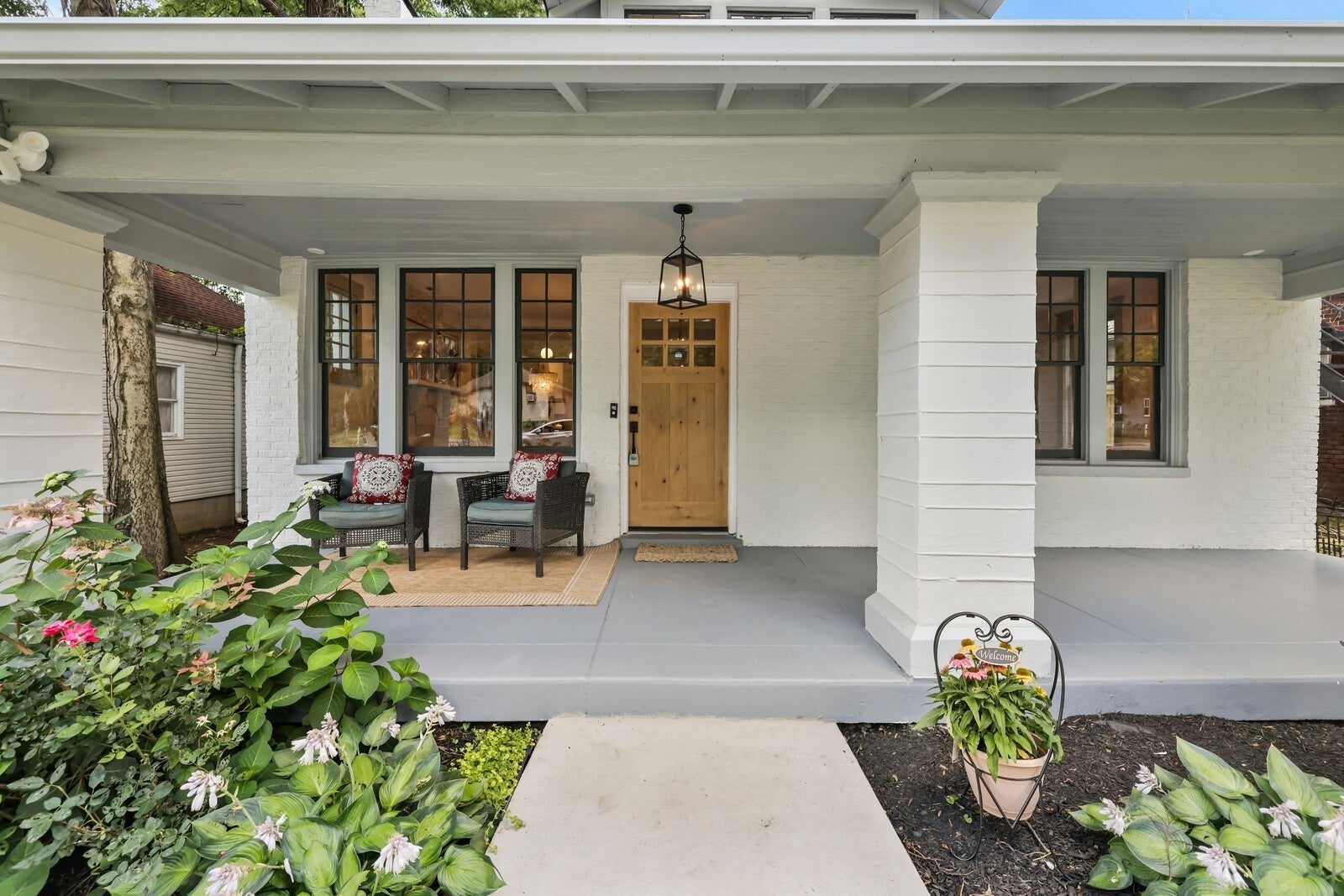 Nashville, Tennessee, 37206, United States, 4 Bedrooms Bedrooms, ,4 BathroomsBathrooms,Residential,Active,2007628