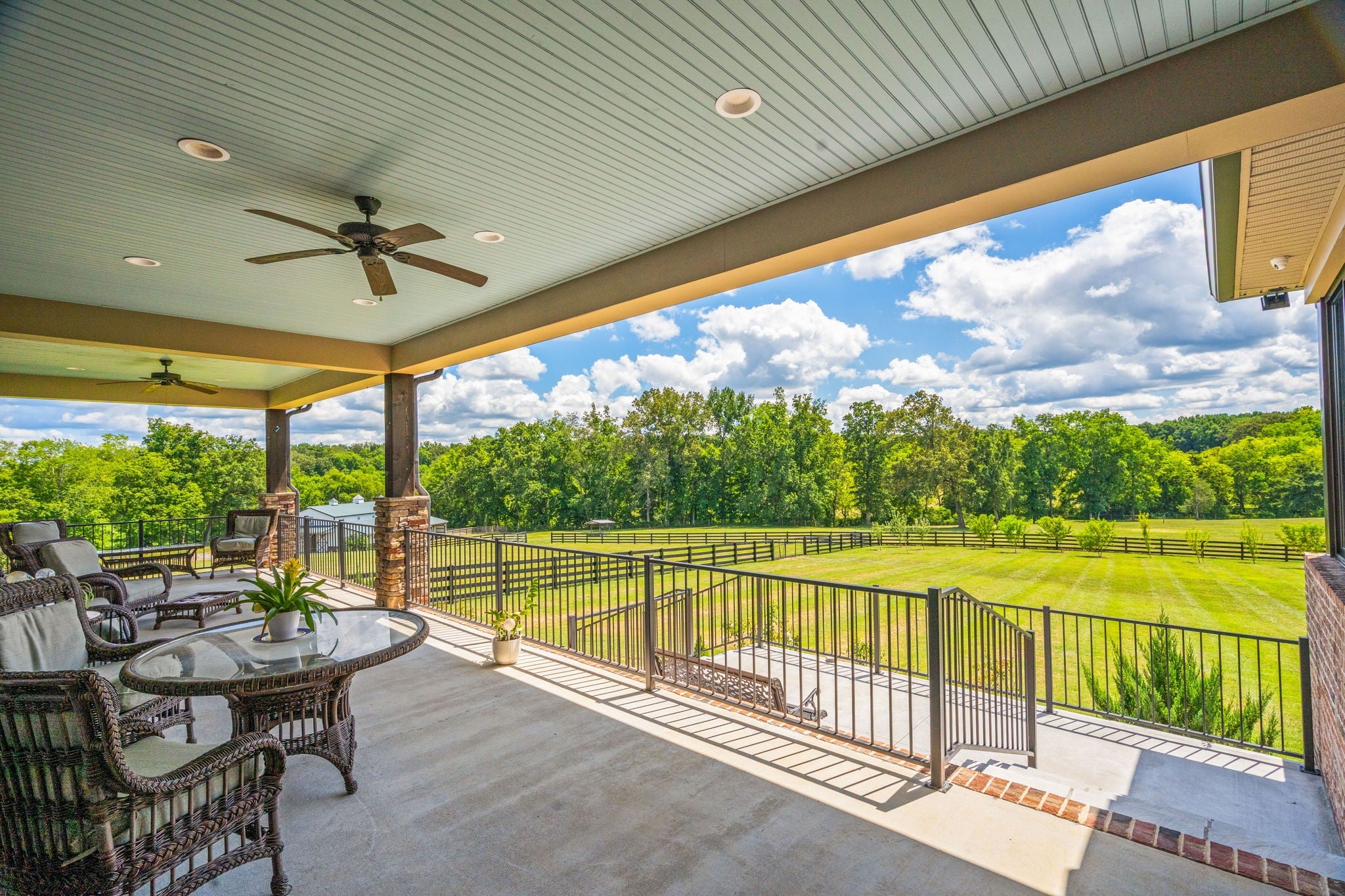 Cross Plains, Tennessee, 37049, United States, 5 Bedrooms Bedrooms, ,6 BathroomsBathrooms,Residential,Active,1919379