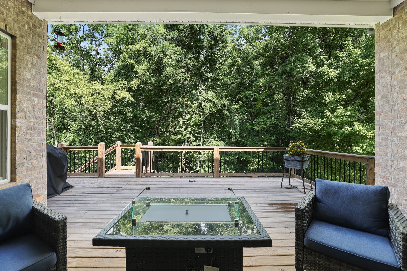 Franklin, Tennessee, 37064, United States, 3 Bedrooms Bedrooms, ,4 BathroomsBathrooms,Residential,Active,1907978