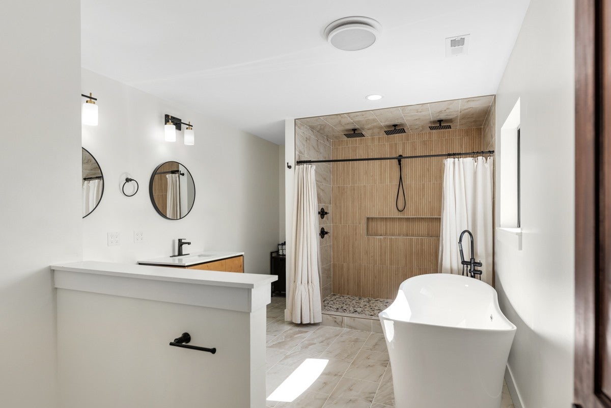 Westmoreland, Tennessee, 37186, United States, 3 Bedrooms Bedrooms, ,3 BathroomsBathrooms,Residential,Active,1964466