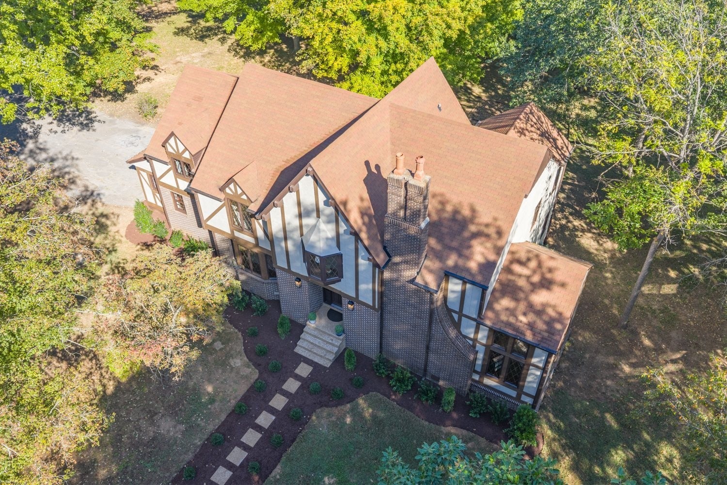 Columbia, Tennessee, 38401, United States, 4 Bedrooms Bedrooms, ,3 BathroomsBathrooms,Residential,Active,2007952