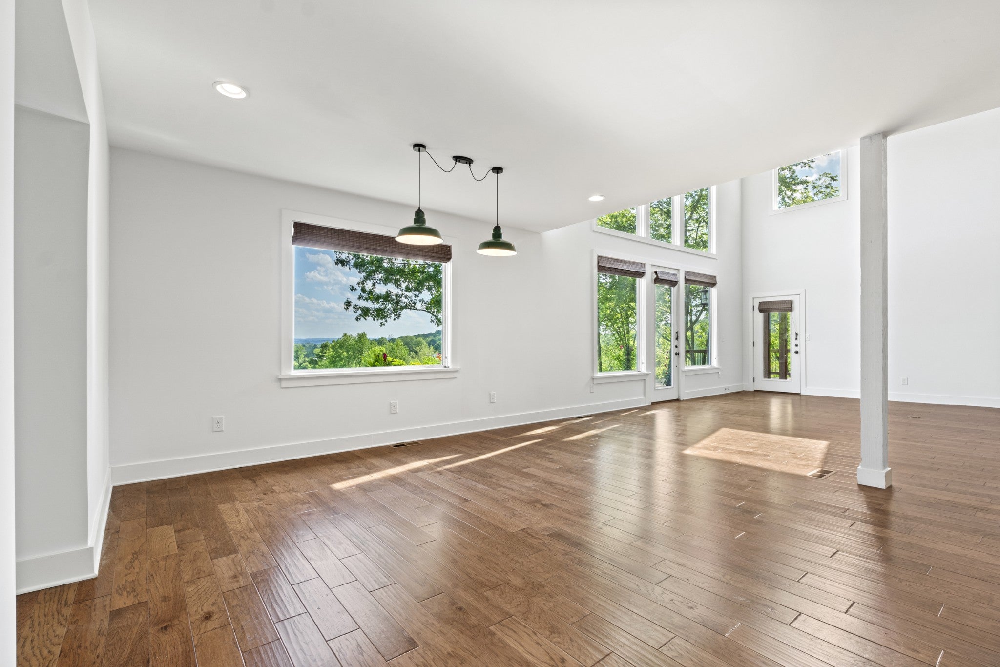 Arrington, Tennessee, 37014, United States, 5 Bedrooms Bedrooms, ,5 BathroomsBathrooms,Residential,Active,1843856