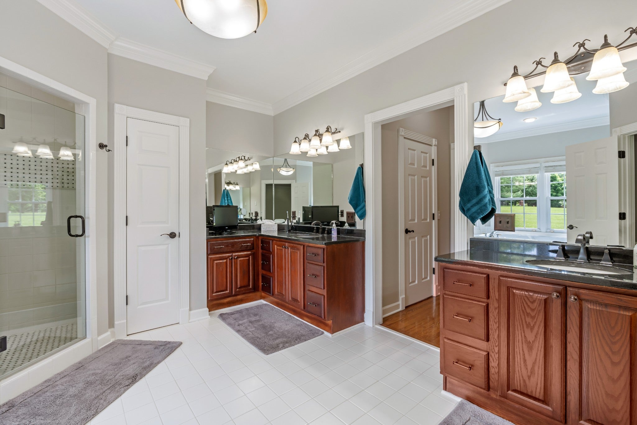 Gallatin, Tennessee, 37066, United States, 4 Bedrooms Bedrooms, ,5 BathroomsBathrooms,Residential,Active,1834473