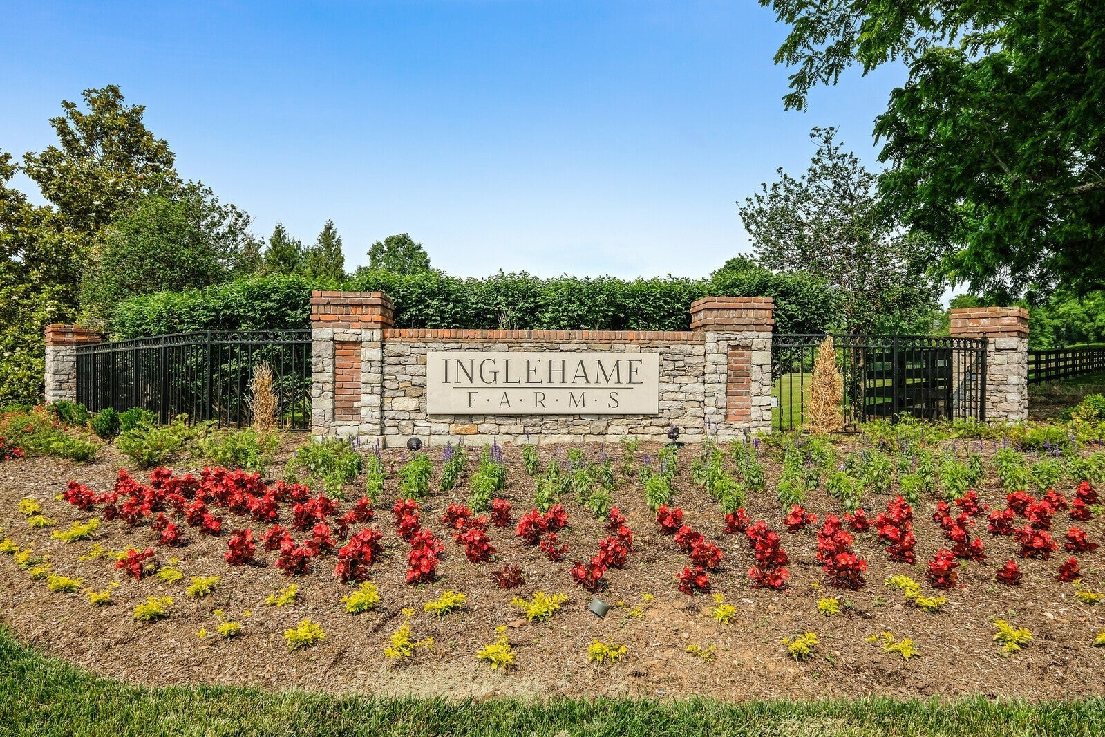 Brentwood, Tennessee, 37027, United States, 5 Bedrooms Bedrooms, ,4 BathroomsBathrooms,Residential,Active,2006880