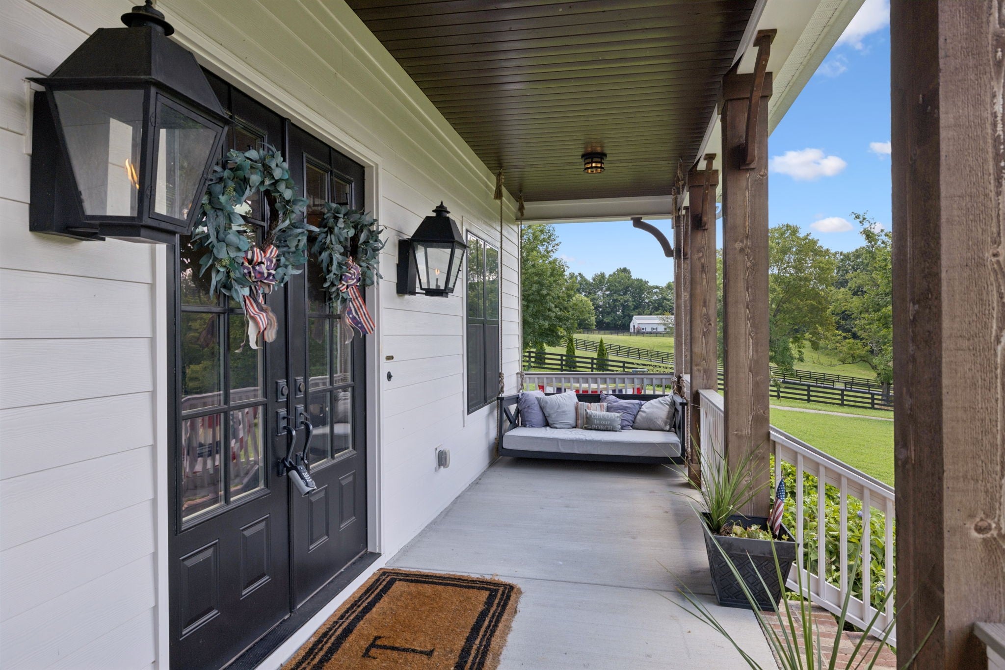 College Grove, Tennessee, 37046, United States, 4 Bedrooms Bedrooms, ,4 BathroomsBathrooms,Residential,Active,1903190