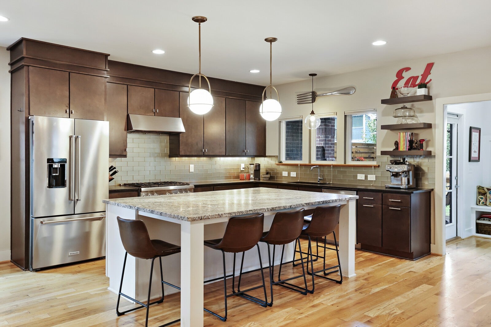 Nashville, Tennessee, 37206, United States, 4 Bedrooms Bedrooms, ,3 BathroomsBathrooms,Residential,Active,1969649