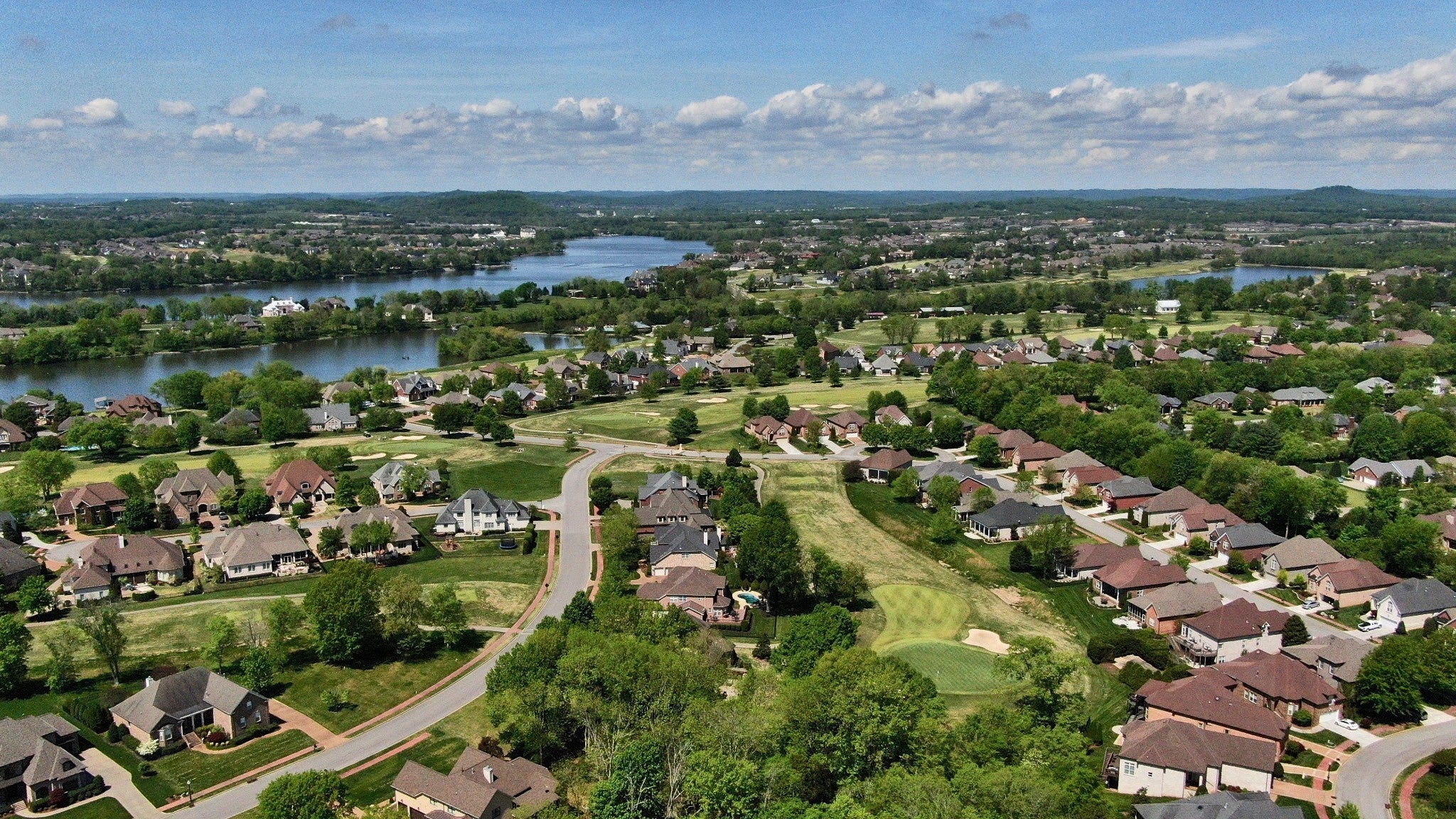 Gallatin, Tennessee, 37066, United States, 4 Bedrooms Bedrooms, ,5 BathroomsBathrooms,Residential,Active,1876698