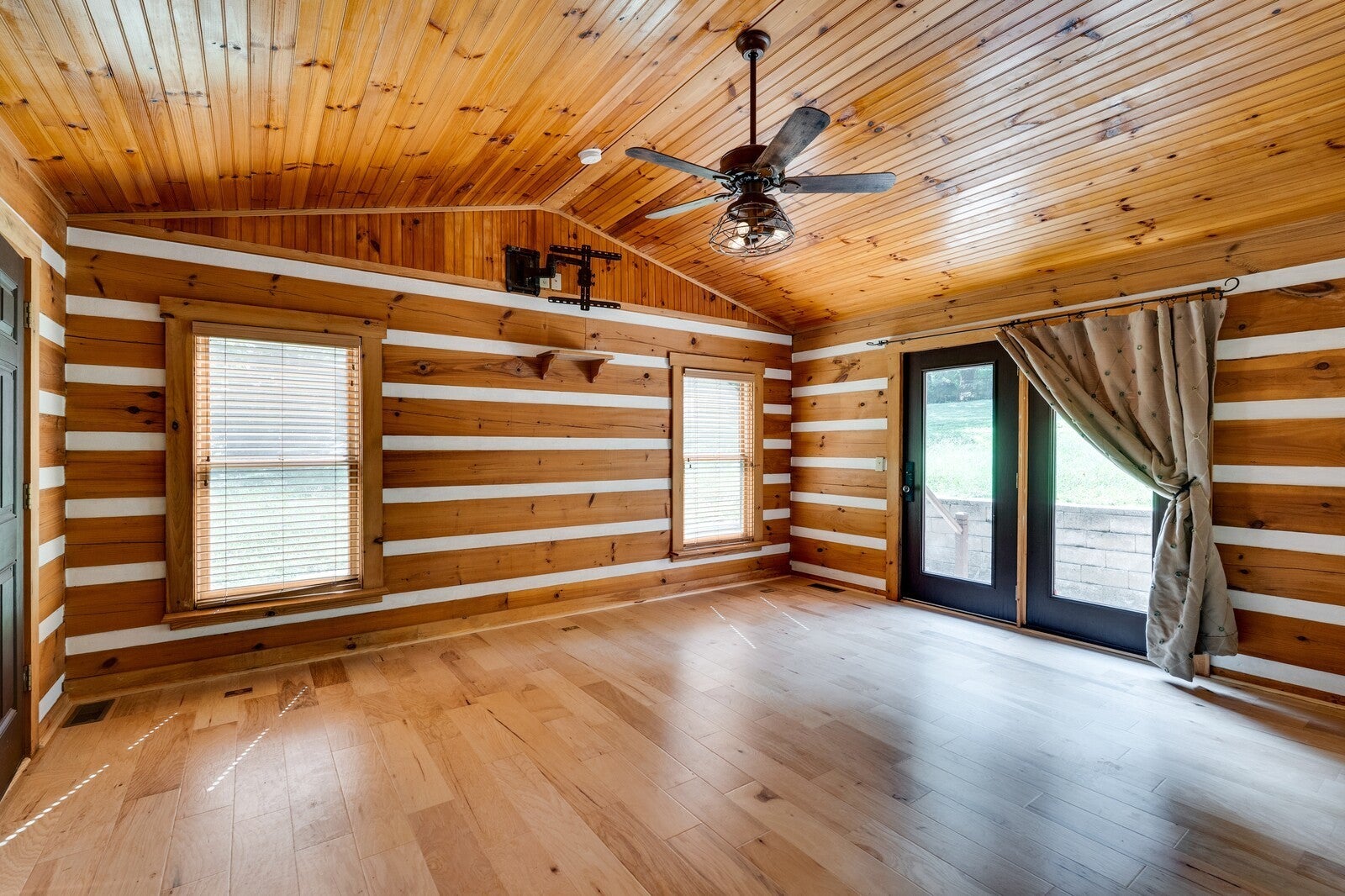 Brentwood, Tennessee, 37027, United States, 3 Bedrooms Bedrooms, ,3 BathroomsBathrooms,Residential,Active,1967284