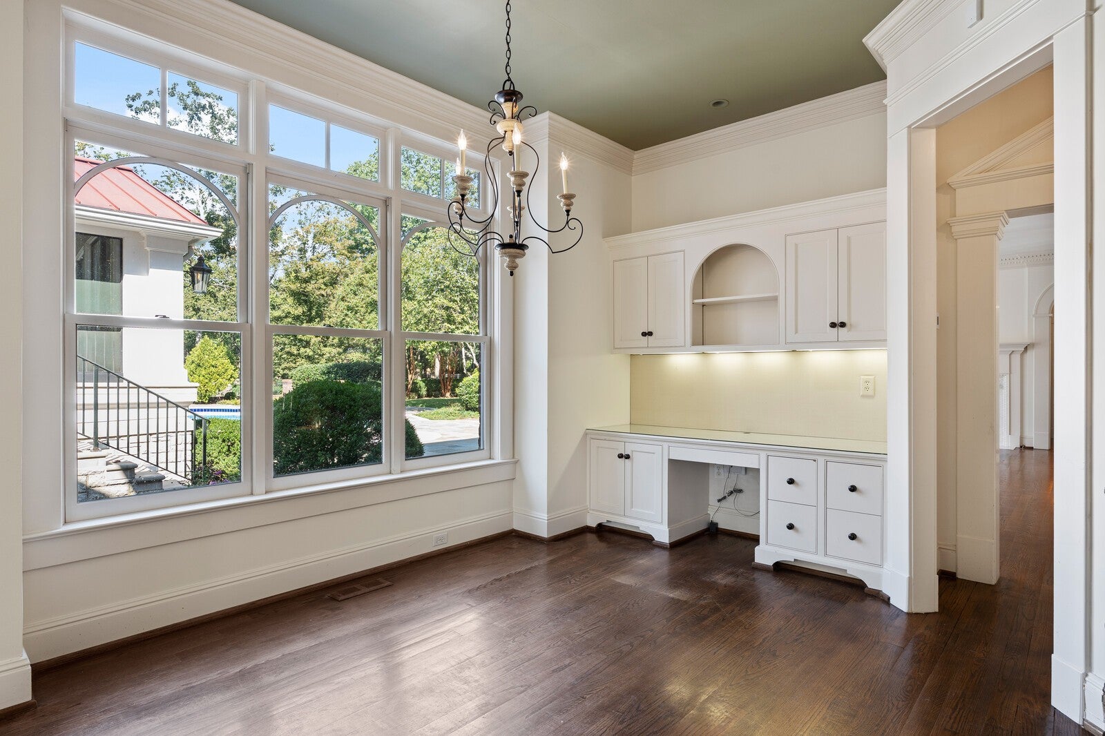 Nashville, Tennessee, 37205, United States, 5 Bedrooms Bedrooms, ,7 BathroomsBathrooms,Residential,Active,1965991