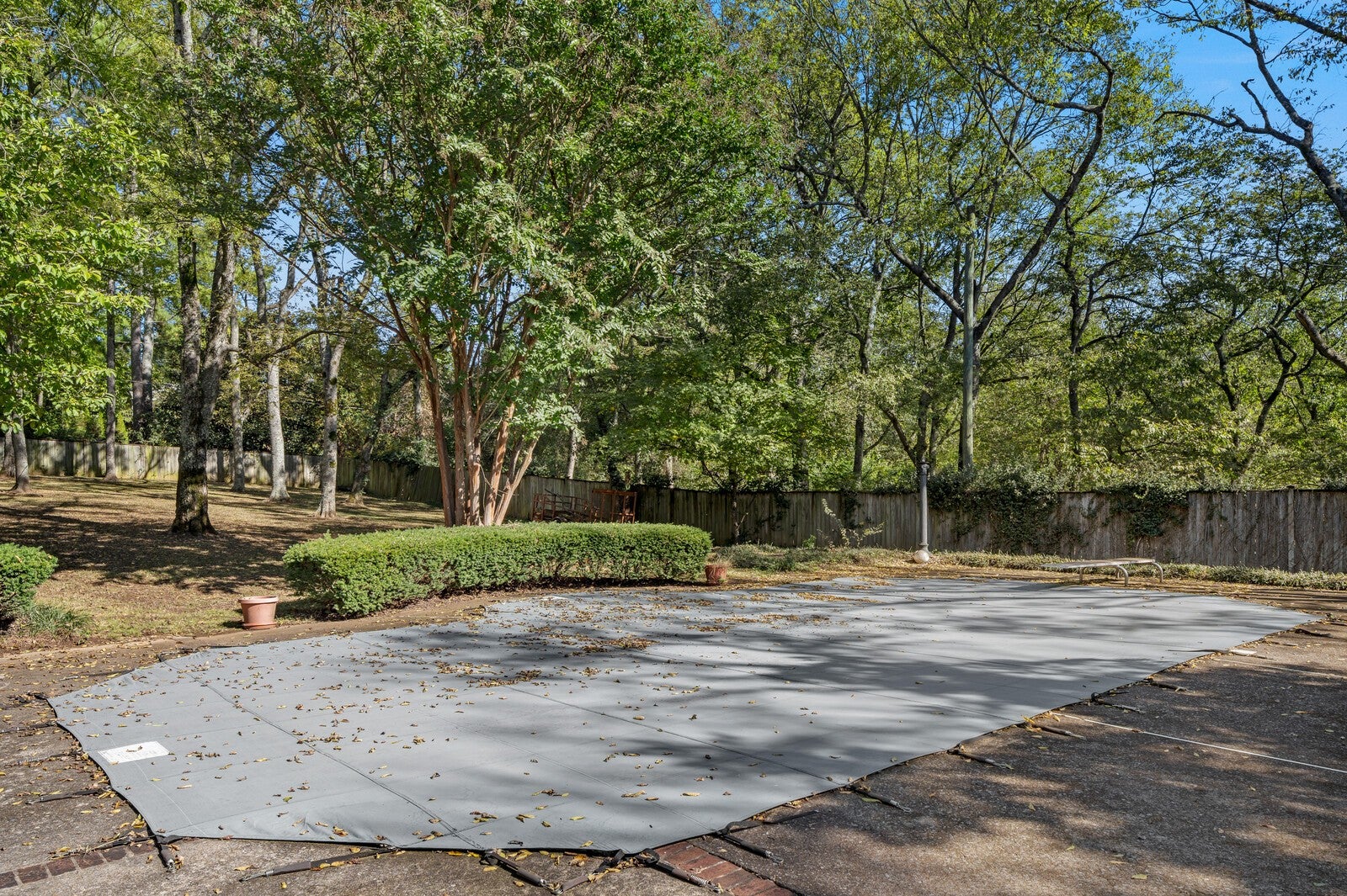 Nashville, Tennessee, 37215, United States, 4 Bedrooms Bedrooms, ,3 BathroomsBathrooms,Residential,Active,1997588