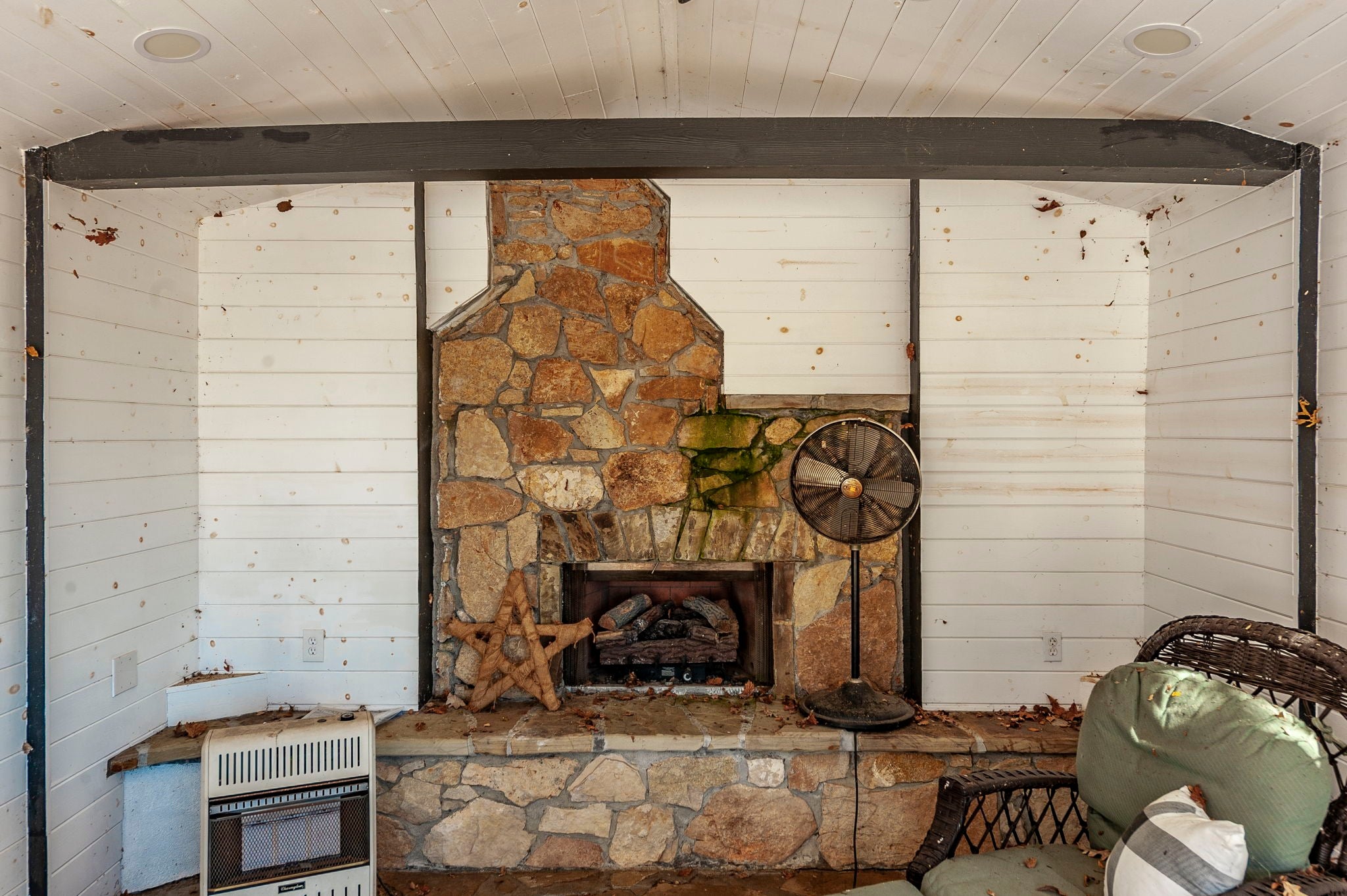 Hendersonville, Tennessee, 37075, United States, 4 Bedrooms Bedrooms, ,4 BathroomsBathrooms,Residential,Active,1959950