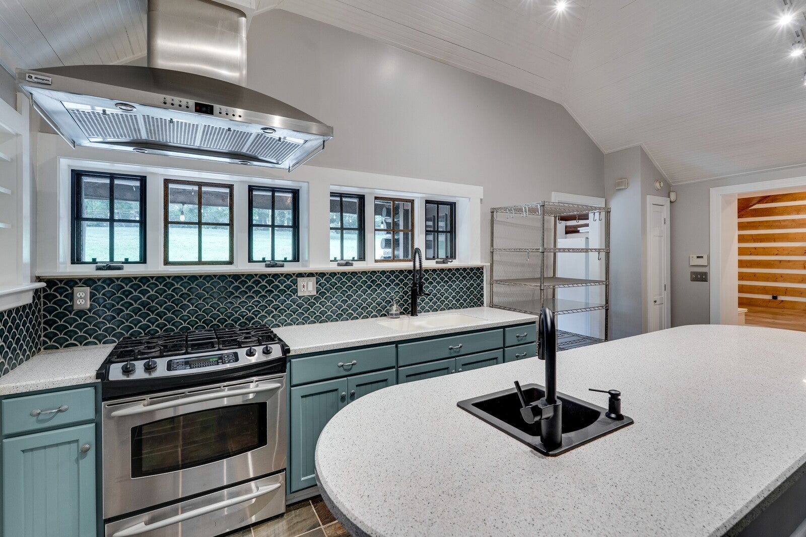 Brentwood, Tennessee, 37027, United States, 3 Bedrooms Bedrooms, ,3 BathroomsBathrooms,Residential,Active,1967284