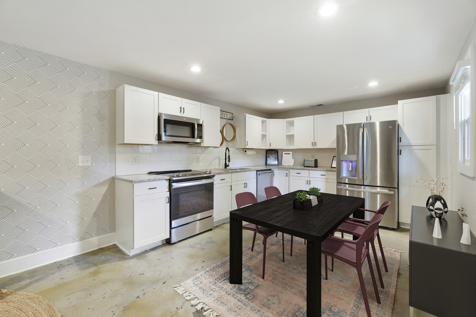 Nashville, Tennessee, 37206, United States, 4 Bedrooms Bedrooms, ,4 BathroomsBathrooms,Residential,Active,2007628