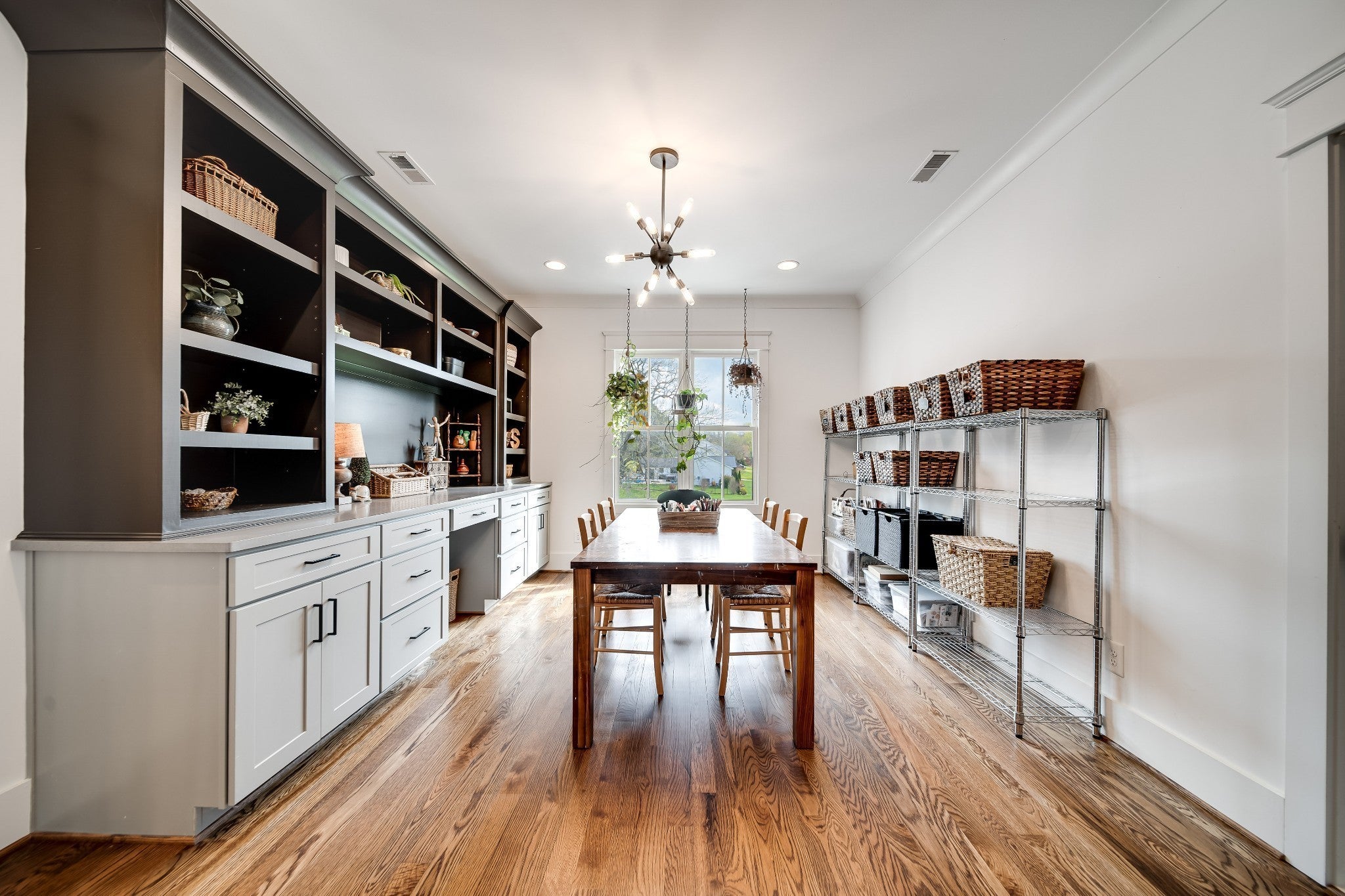 Franklin, Tennessee, 37069, United States, 5 Bedrooms Bedrooms, ,7 BathroomsBathrooms,Residential,Active,1985606