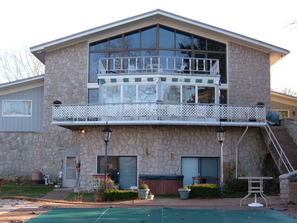 Cadiz, Kentucky, 42211, United States, 8 Bedrooms Bedrooms, ,9 BathroomsBathrooms,Residential,Active,1764487