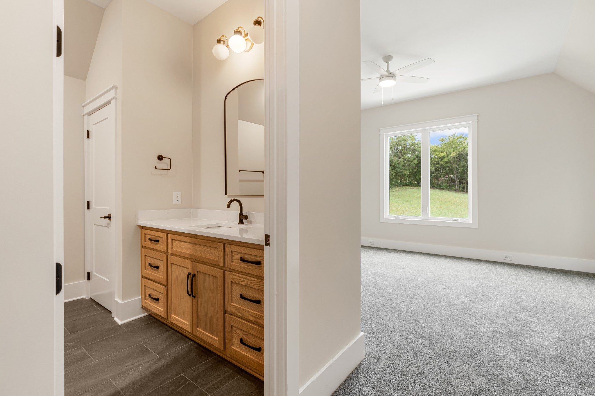 Lebanon, Tennessee, 37090, United States, 5 Bedrooms Bedrooms, ,7 BathroomsBathrooms,Residential,Active,1927656